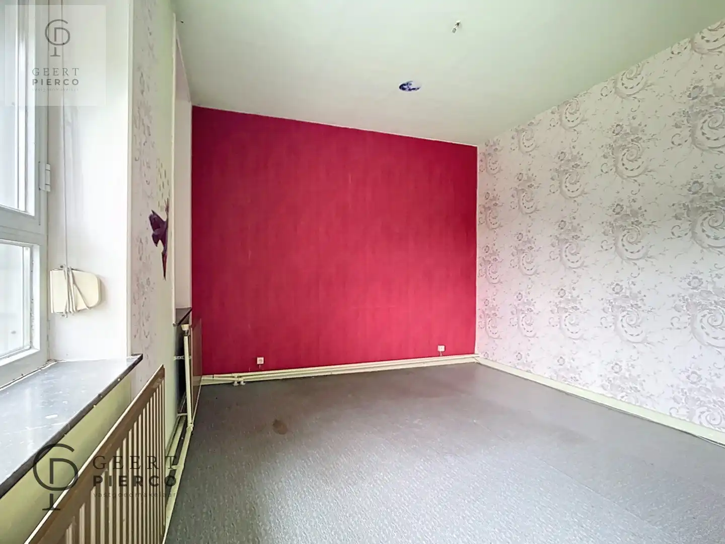 Authentiek stationspand in het landelijk Velm. foto 18