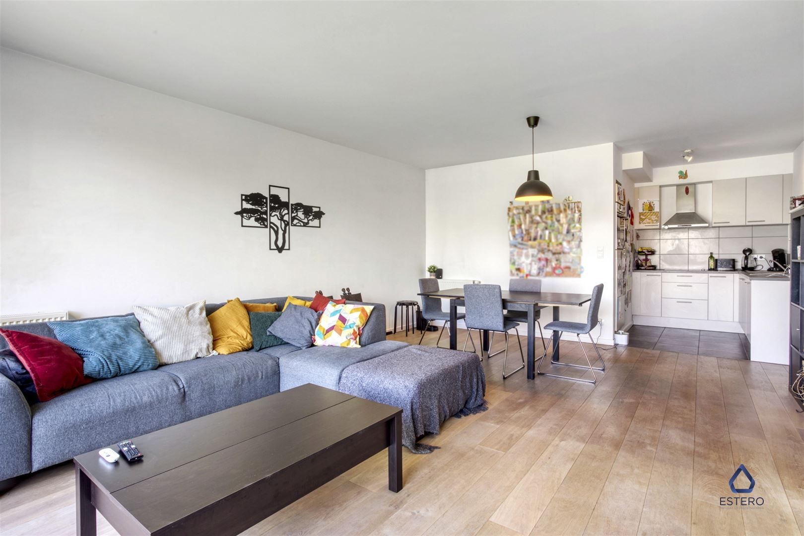 Tweeslaapkamer appartement met terras en dubbele parking foto 4