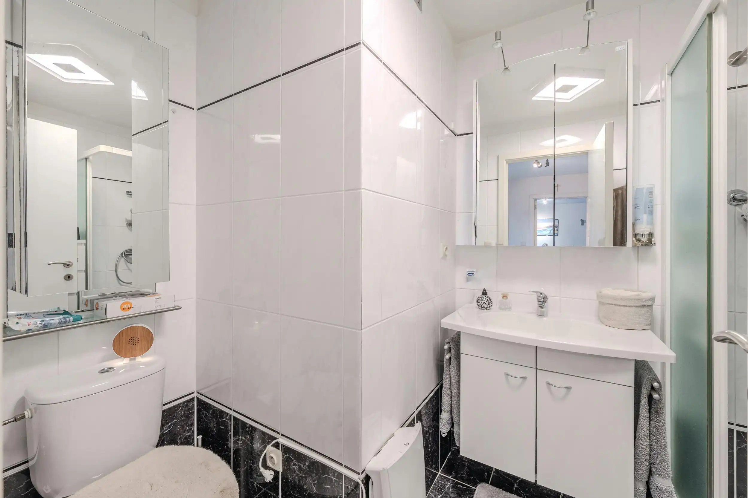 Prachtig appartement met ruime terrassen en zijdelings zeezicht! foto 12