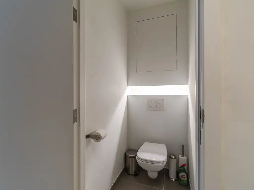 Instapklaar appartement in hartje Zuid foto 9