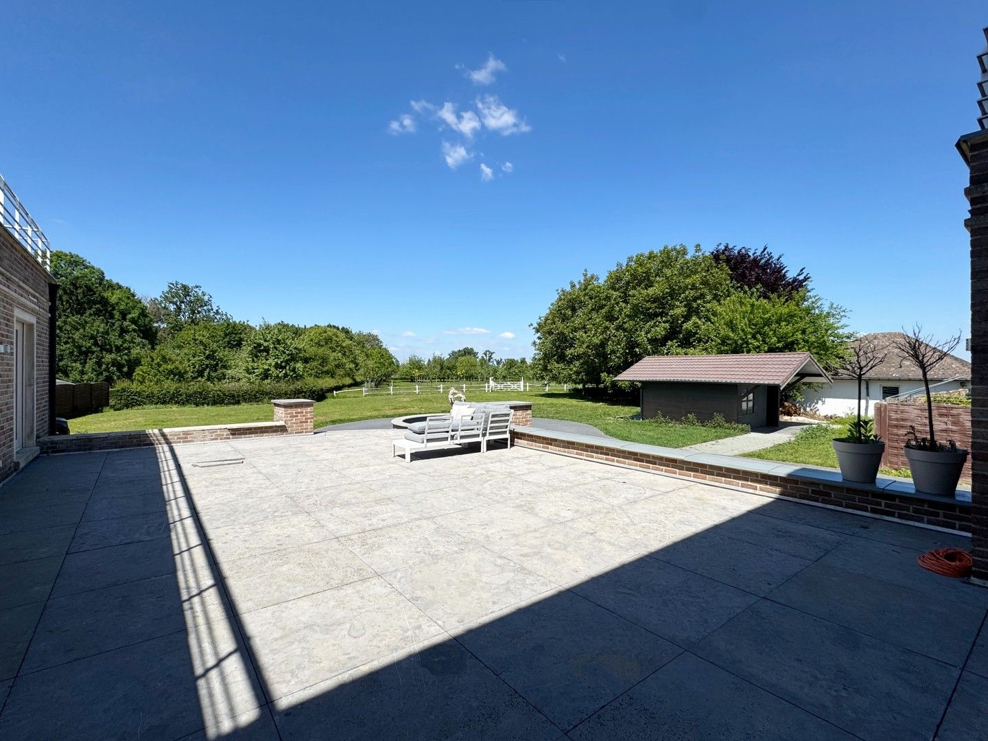 Unieke en ruime villa met 9 slaapkamers, lift, zonnepanelen en 10 parkeerplaatsen op riant perceel van 2.313 m² foto 48