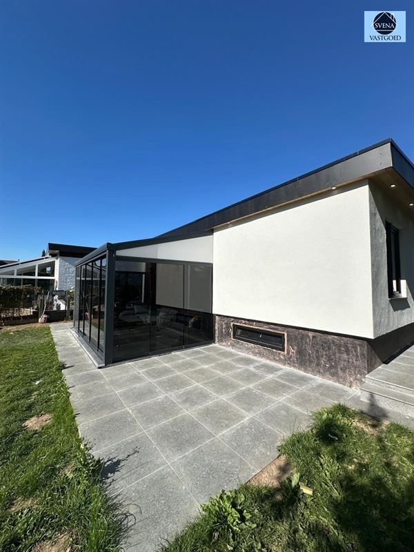 WONING MET HANDELSRUIMTE EN 3 SLAAPKAMERS foto 25