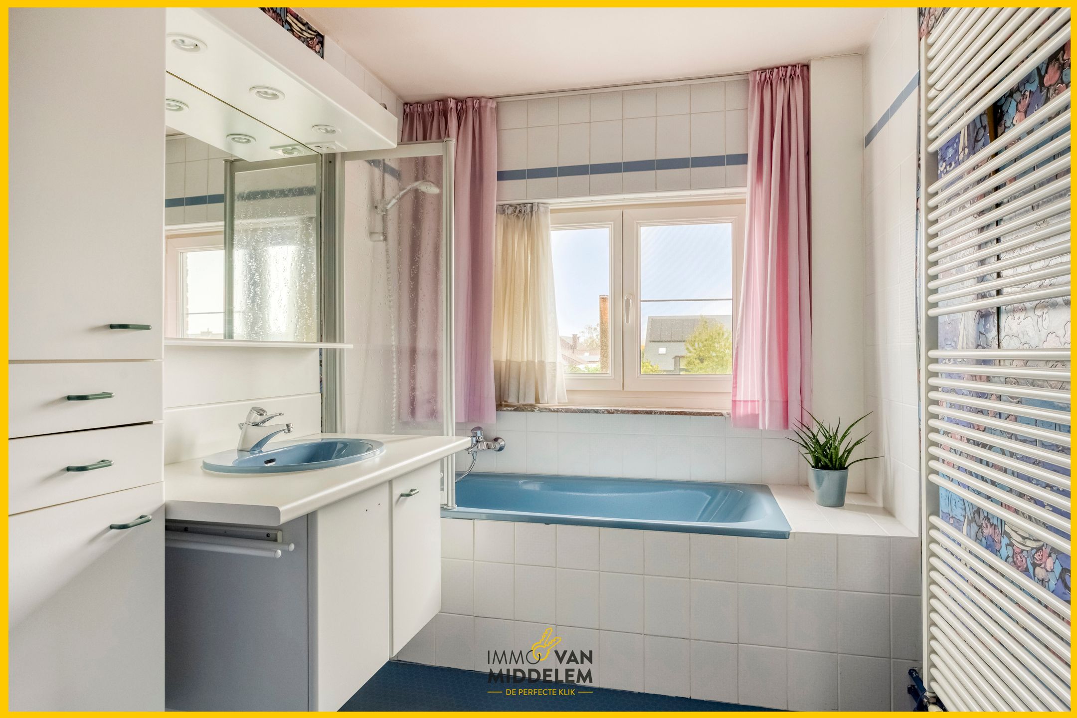 GEZINSWONING MET 4 KAMERS, GARAGE EN TUIN foto 10