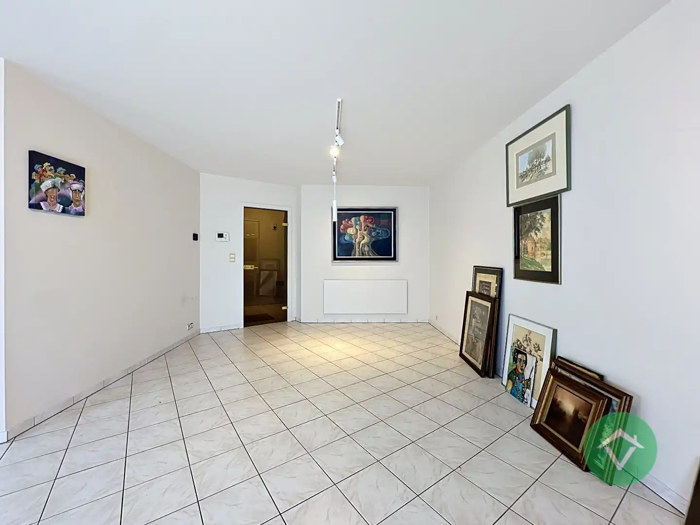 Gelijkvloers appartement met 2 slaapkamers in hartje Koekelare foto 6