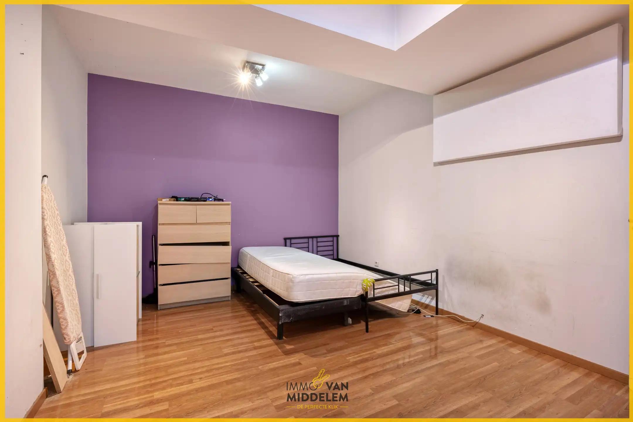 APPARTEMENT MET 2 KAMERS, TERRAS, TUIN EN GARAGE foto 15