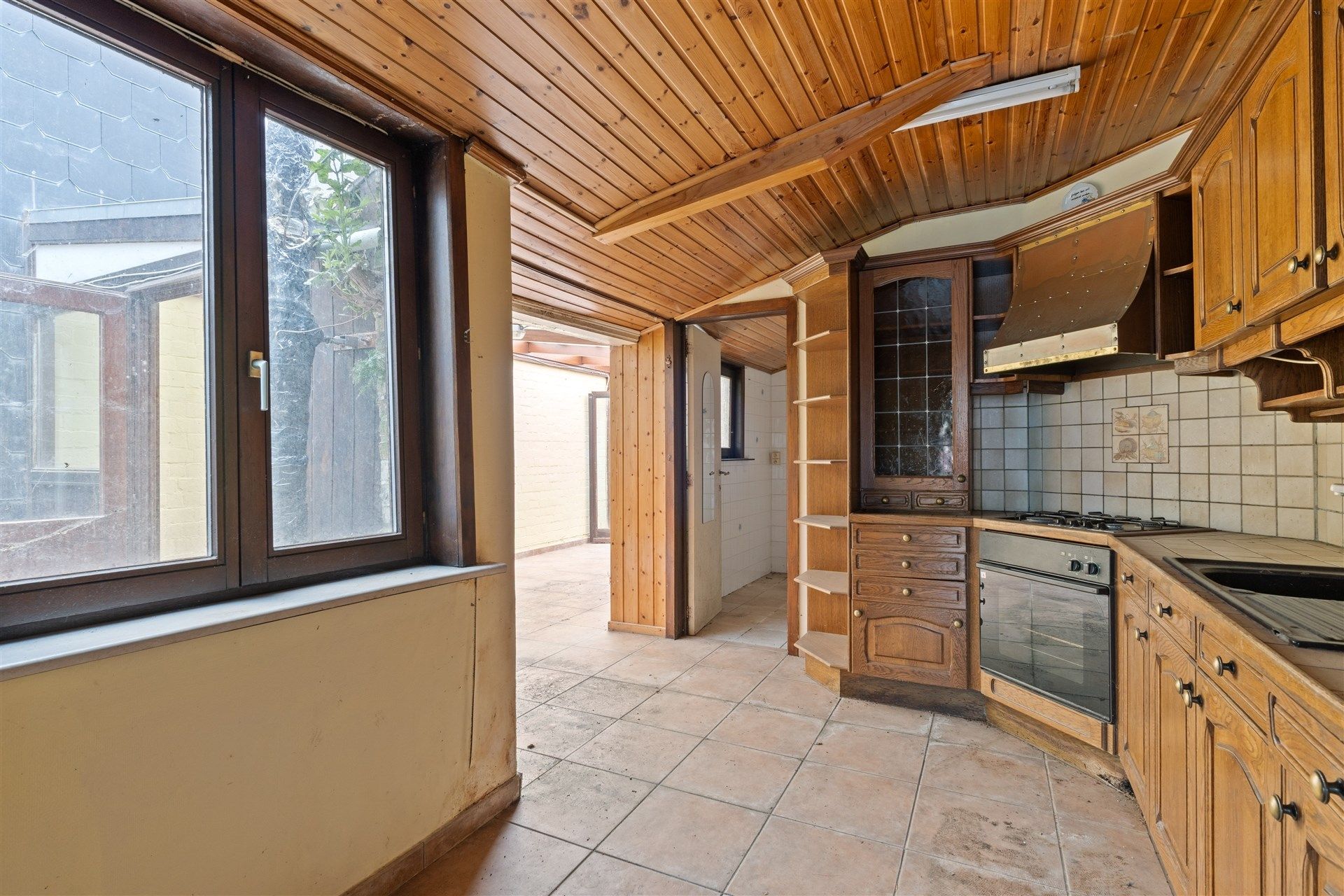 op te knappen woning op 540m² grond  foto 5