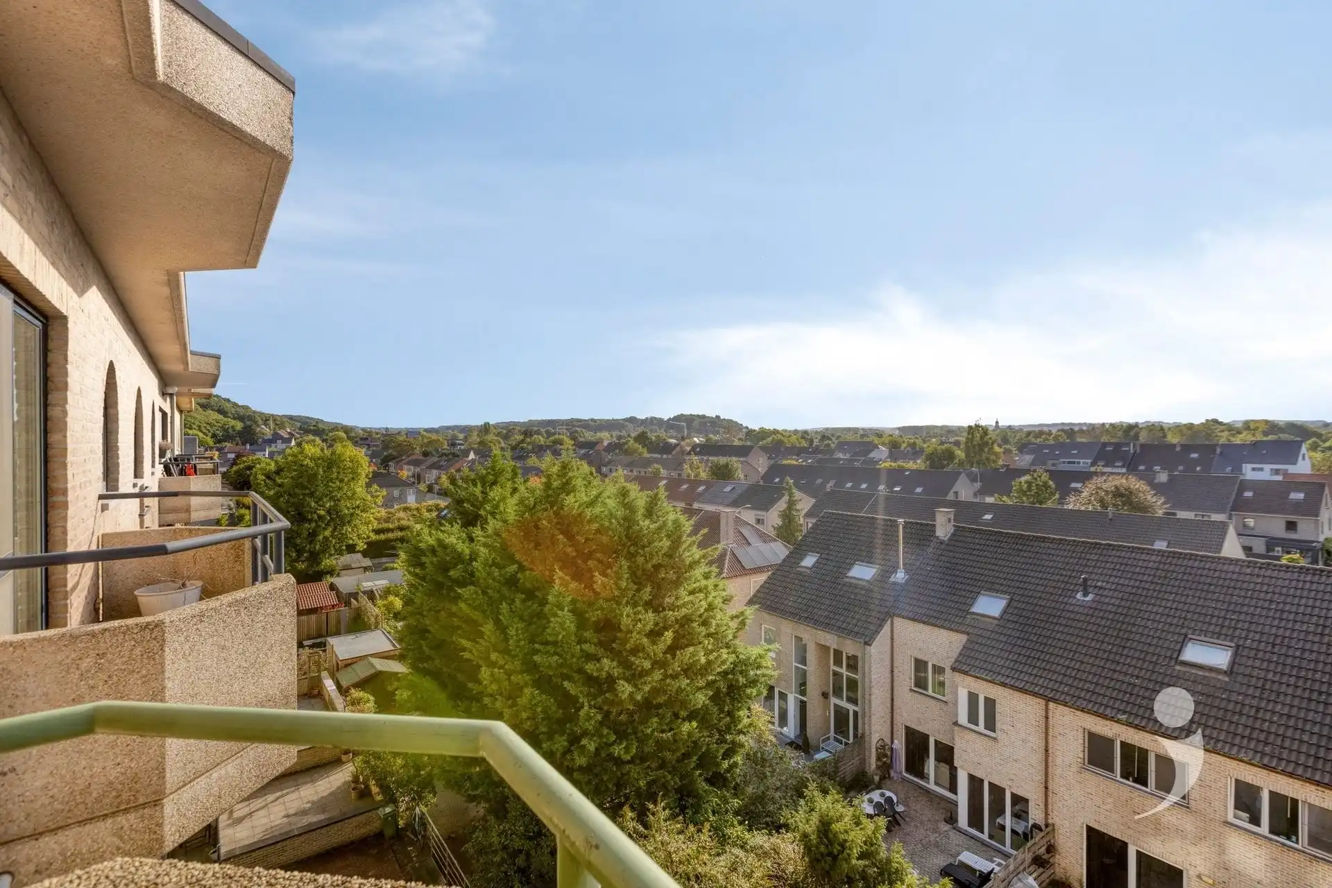 Zuidgericht duplexappartement met terras, garagebox en fantastisch uitzicht foto 9