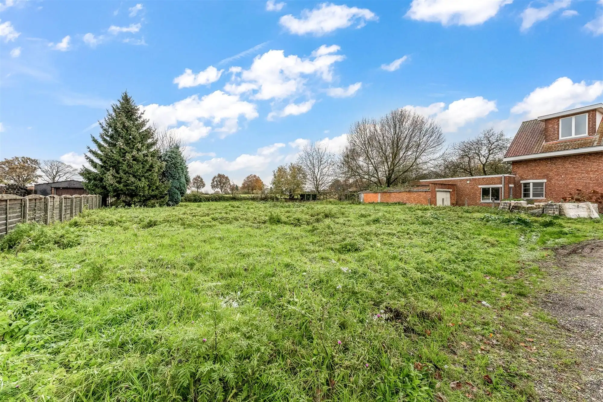 GOED GELEGEN BOUWGROND VAN 749M2 VOOR OPEN BEBOUWING foto 6