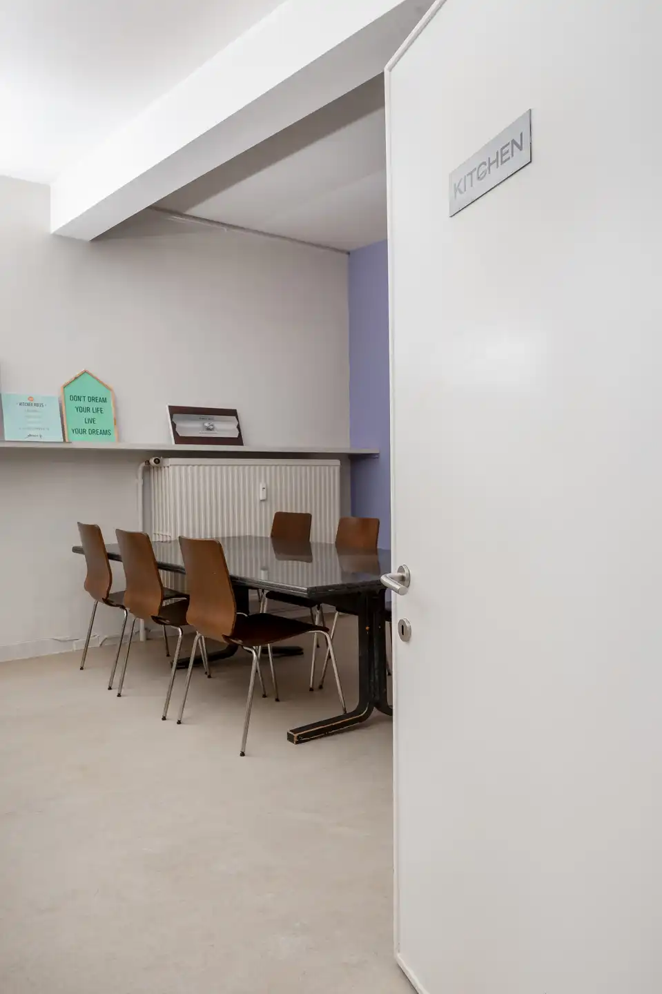 Commercieel handelspand (236m²) op centrale ligging foto 23