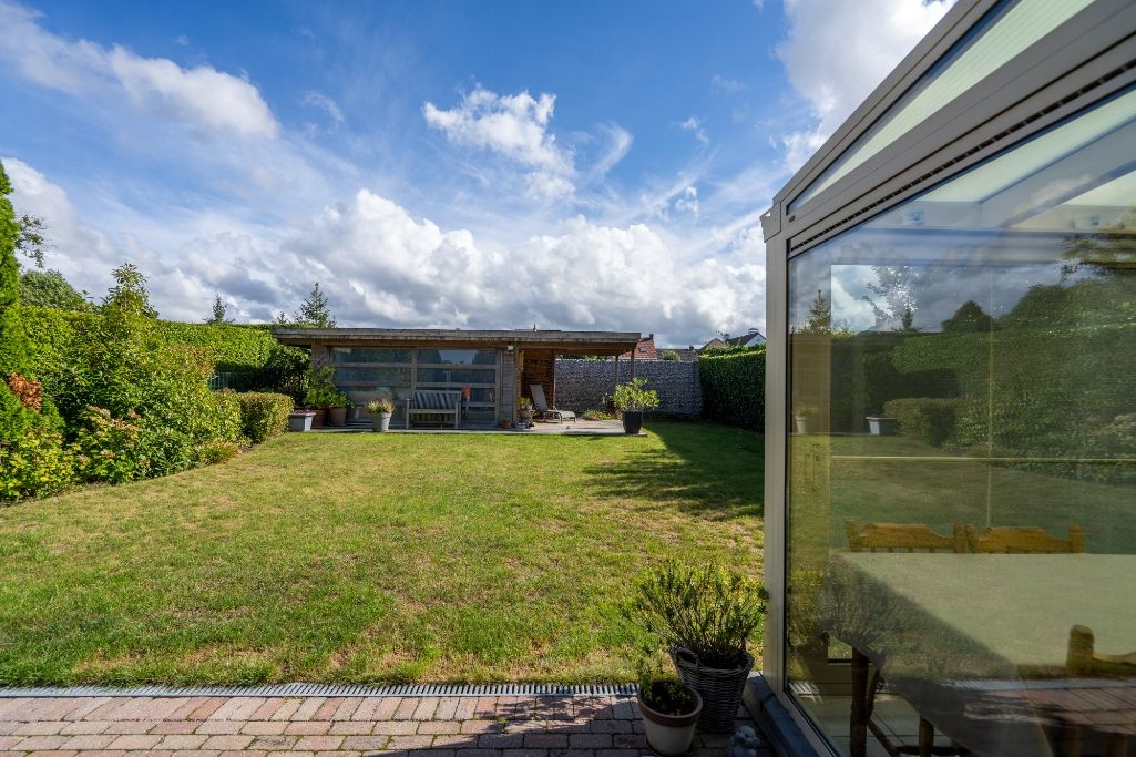 Charmante halfopen woning te Roeselare foto 18