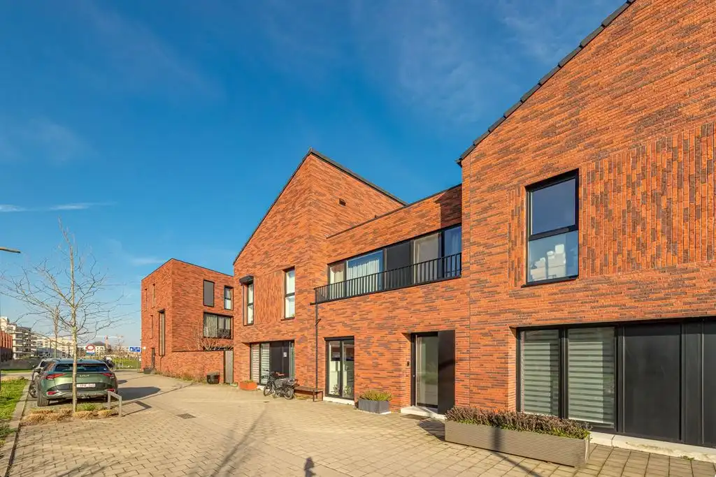 Recente BEN-woning met 3 slaapkamers en tuin foto 24