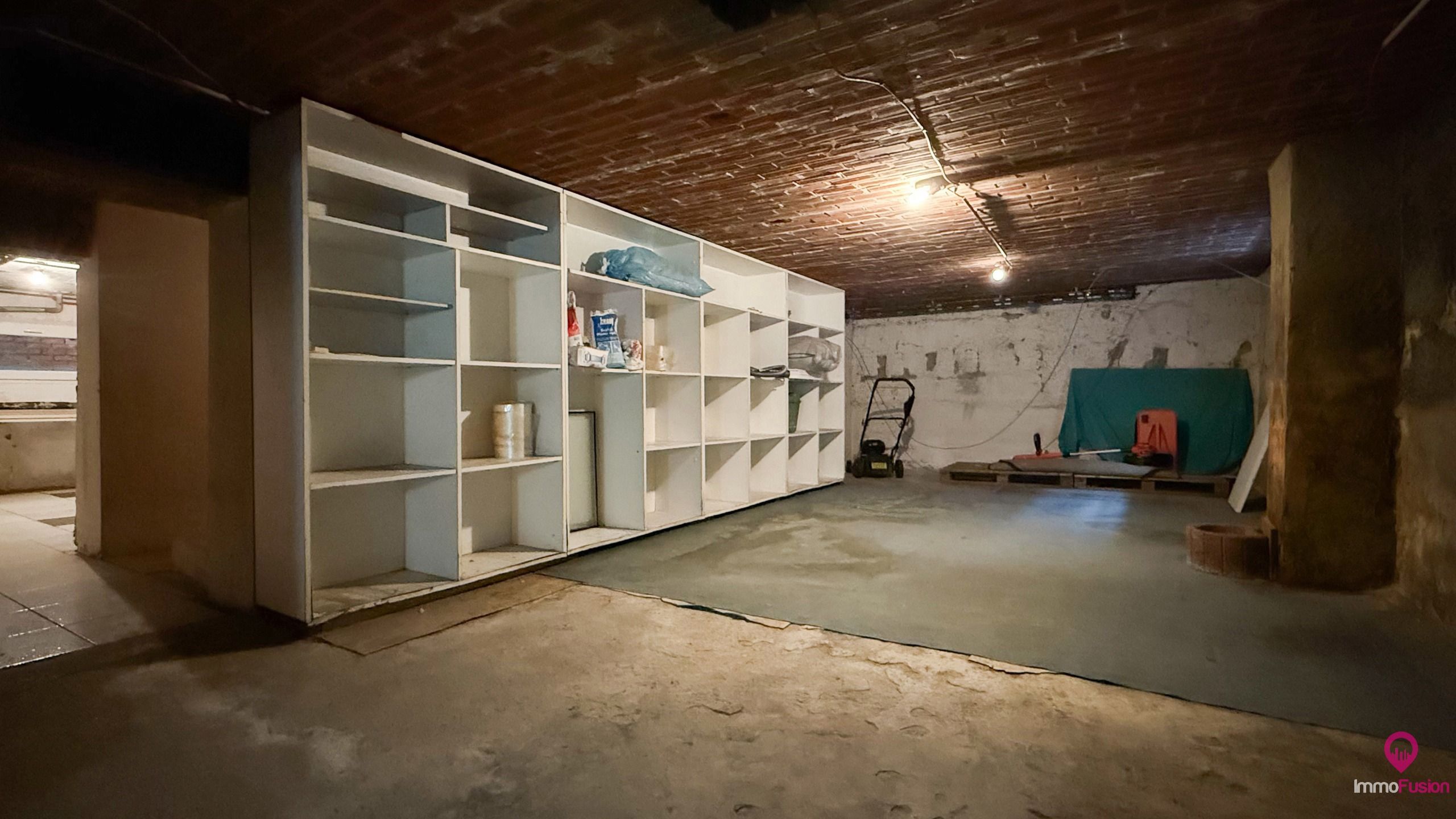 Ruime gezinswoning 4 slpks, grote kelder & werkplaats! foto 32