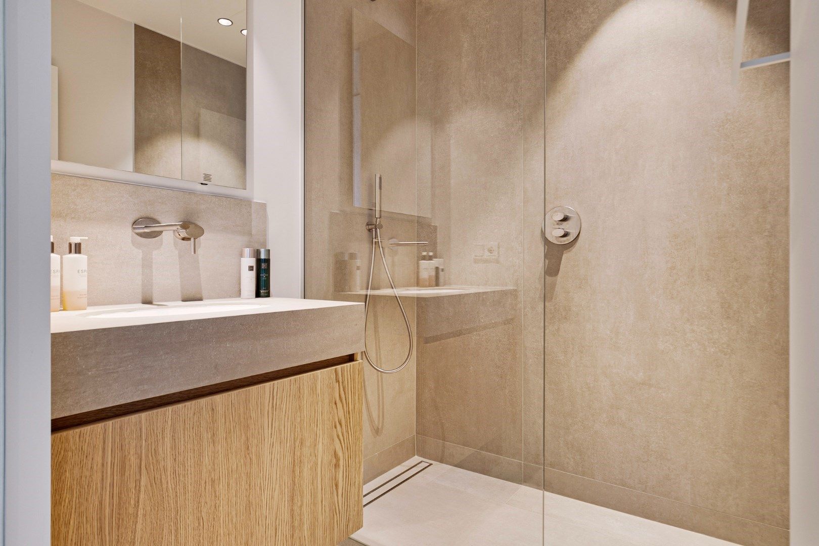 Instapklaar top afgewerkt appartement te Cadzand foto 16