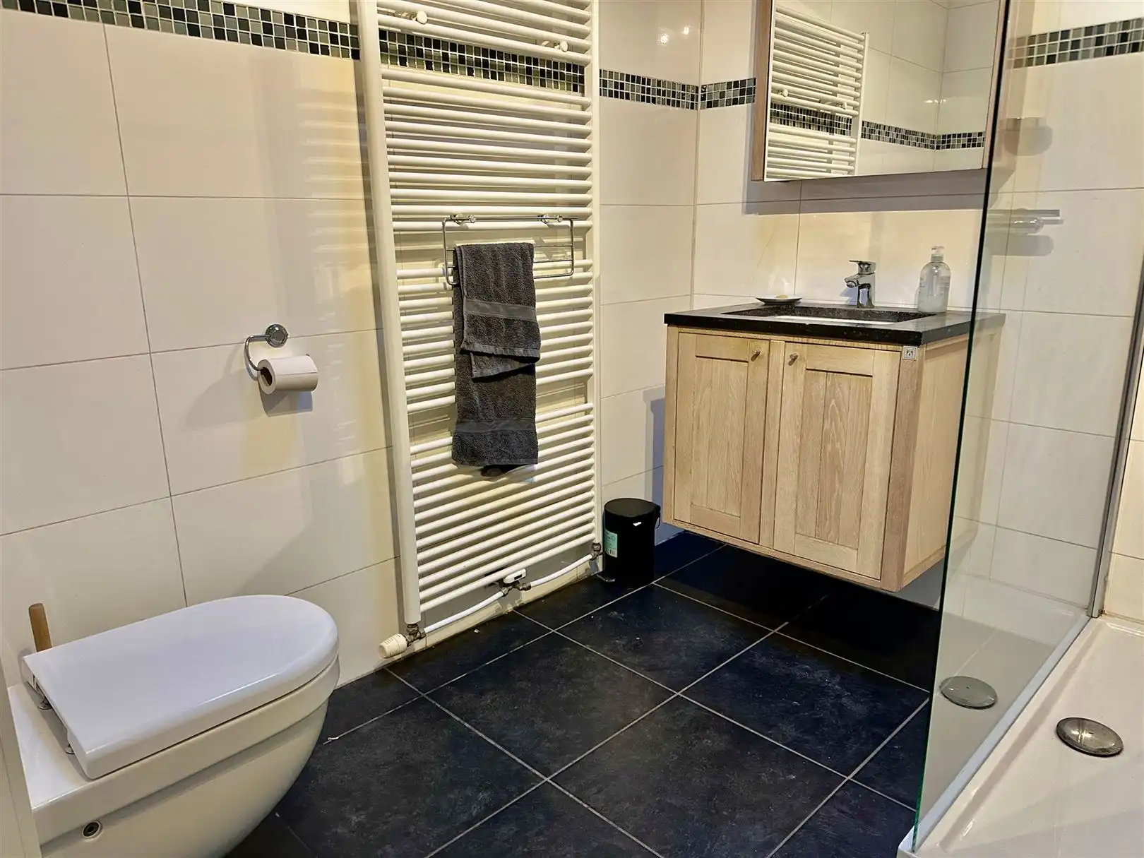 Huis met 3 slpk in centrum Zottegem foto 3