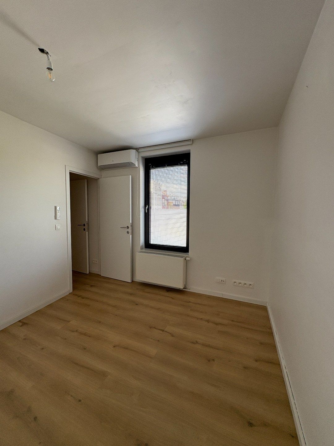 Woning te huur met 3 slpks en binnenkoer te Halle foto 13