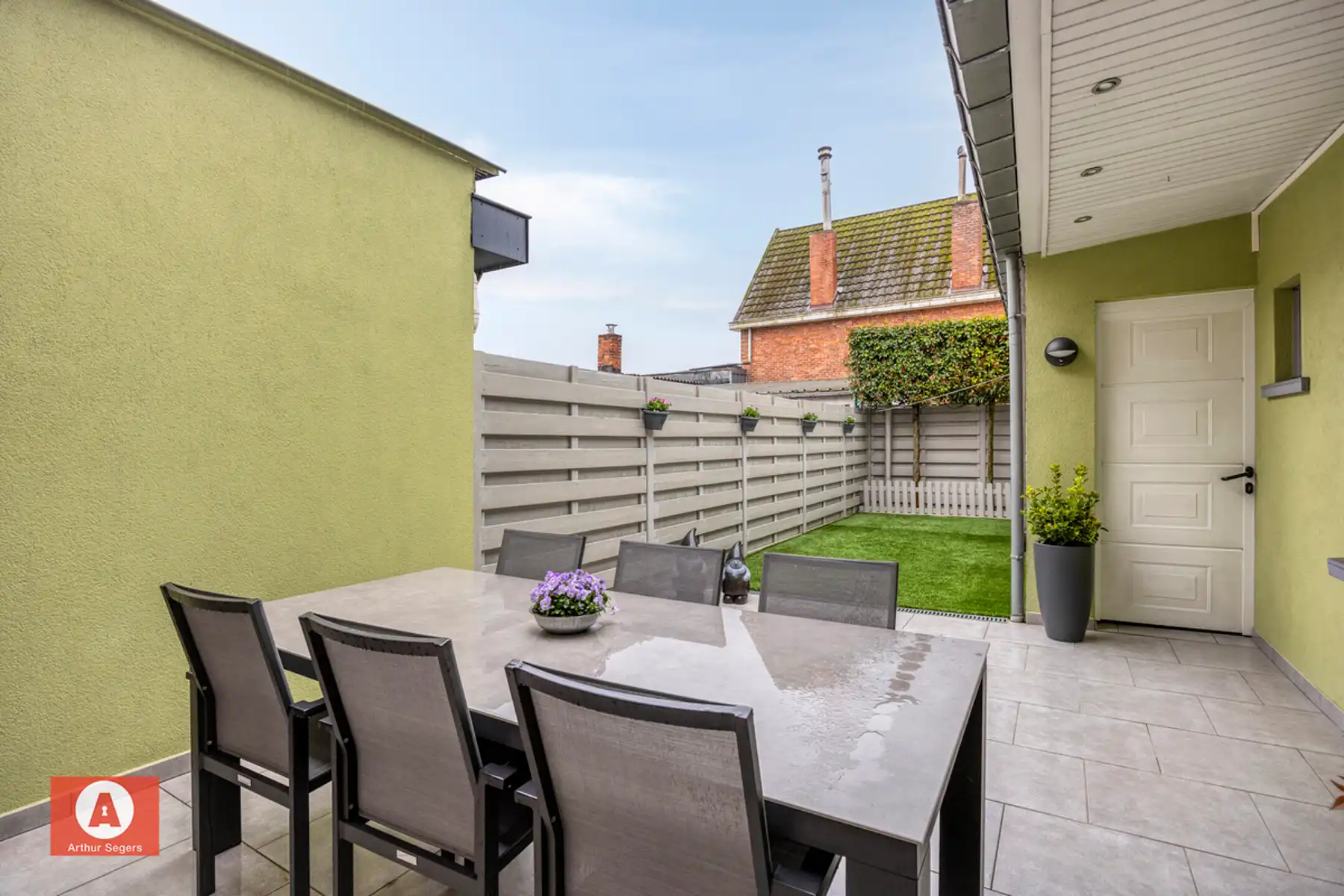 Hedendaagse HOB, gelegen pal bij het centrum van Buggenhout foto 23