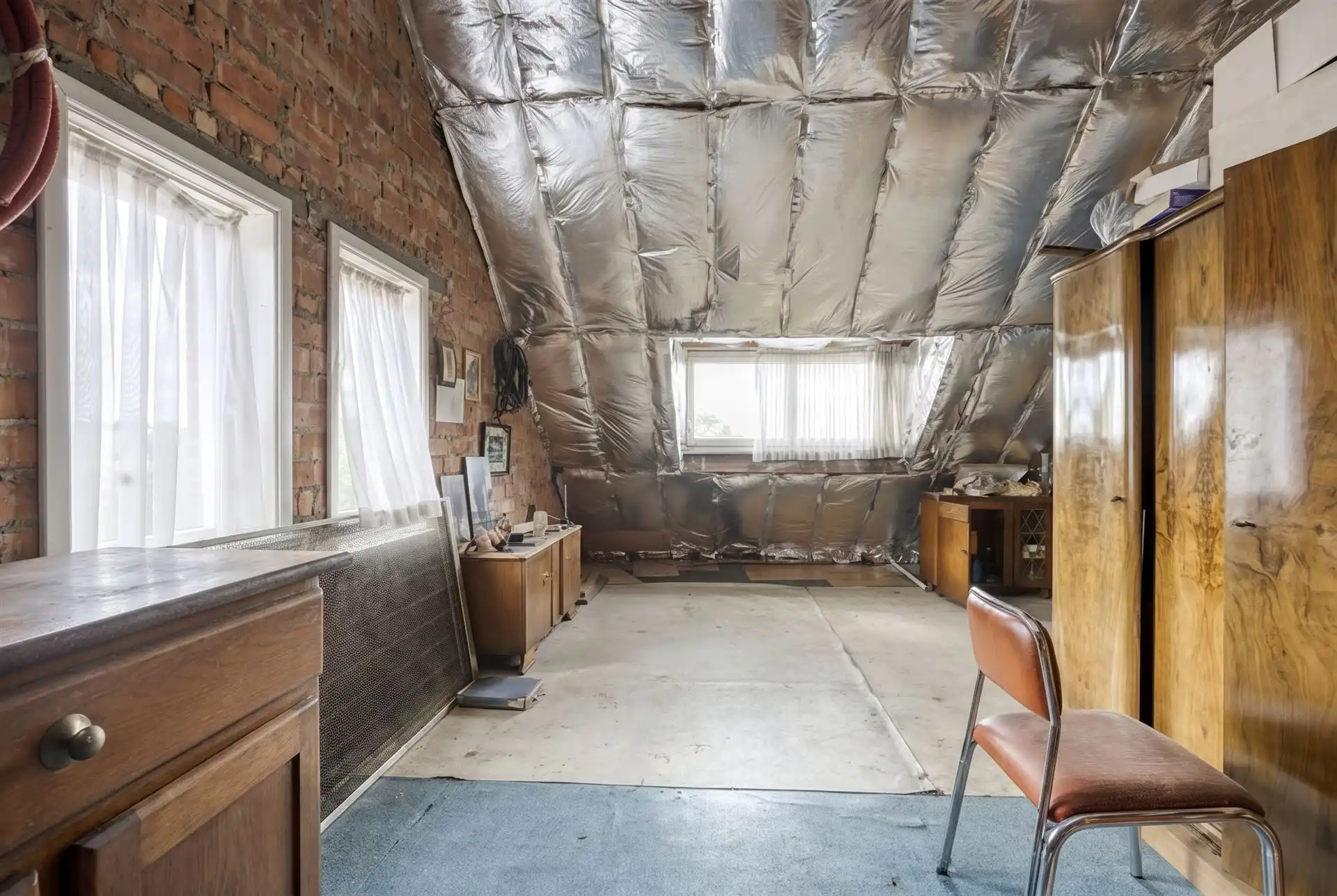 Woning met 3 slaapkamers, tuin en garage.  foto 21
