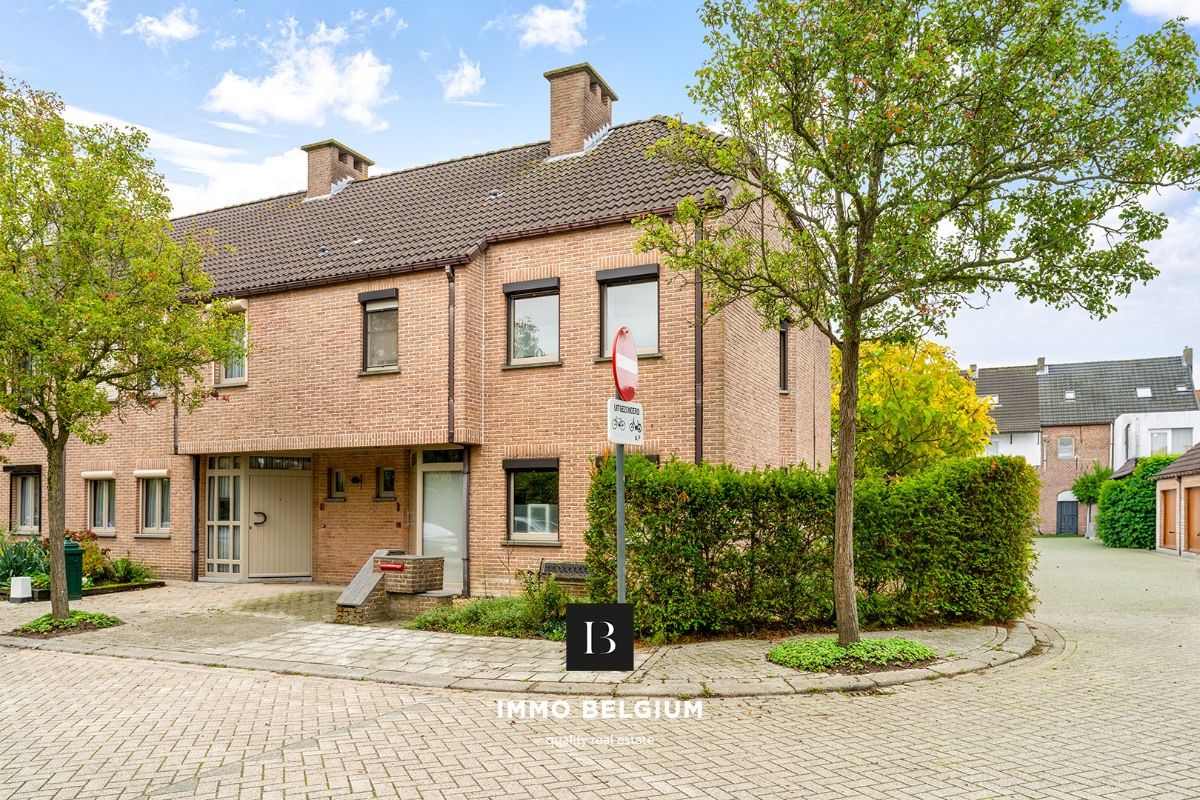 Rustig gelegen woning nabij het centrum met 4 slaapkamers foto 28