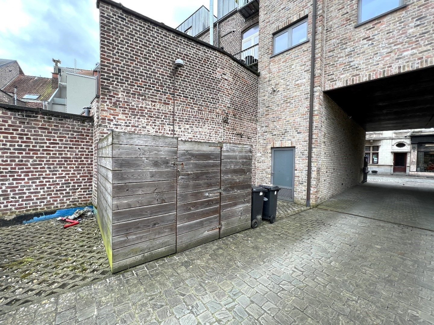 RUSTIG GELEGEN APPARTEMENT (228M²) IN HET CENTRUM VAN IEPER MET TERRAS foto 29