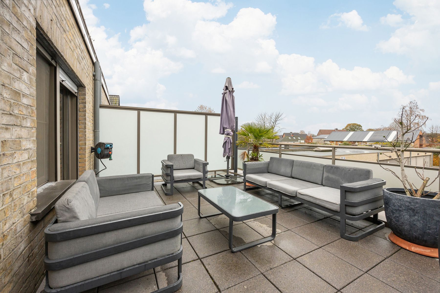 Gerenoveerd appartement op de 1ste verdieping met 3 slaapkamers in het centrum van Merksplas. foto 14