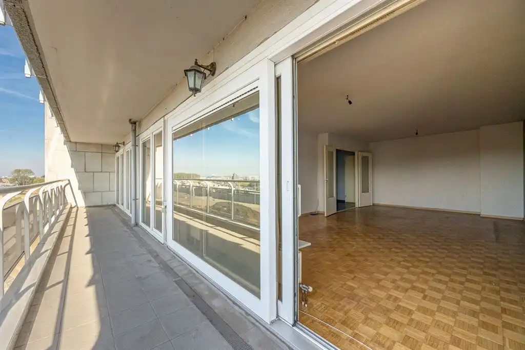 Appartement met 3 slaapkamers en XL-terras  foto 3