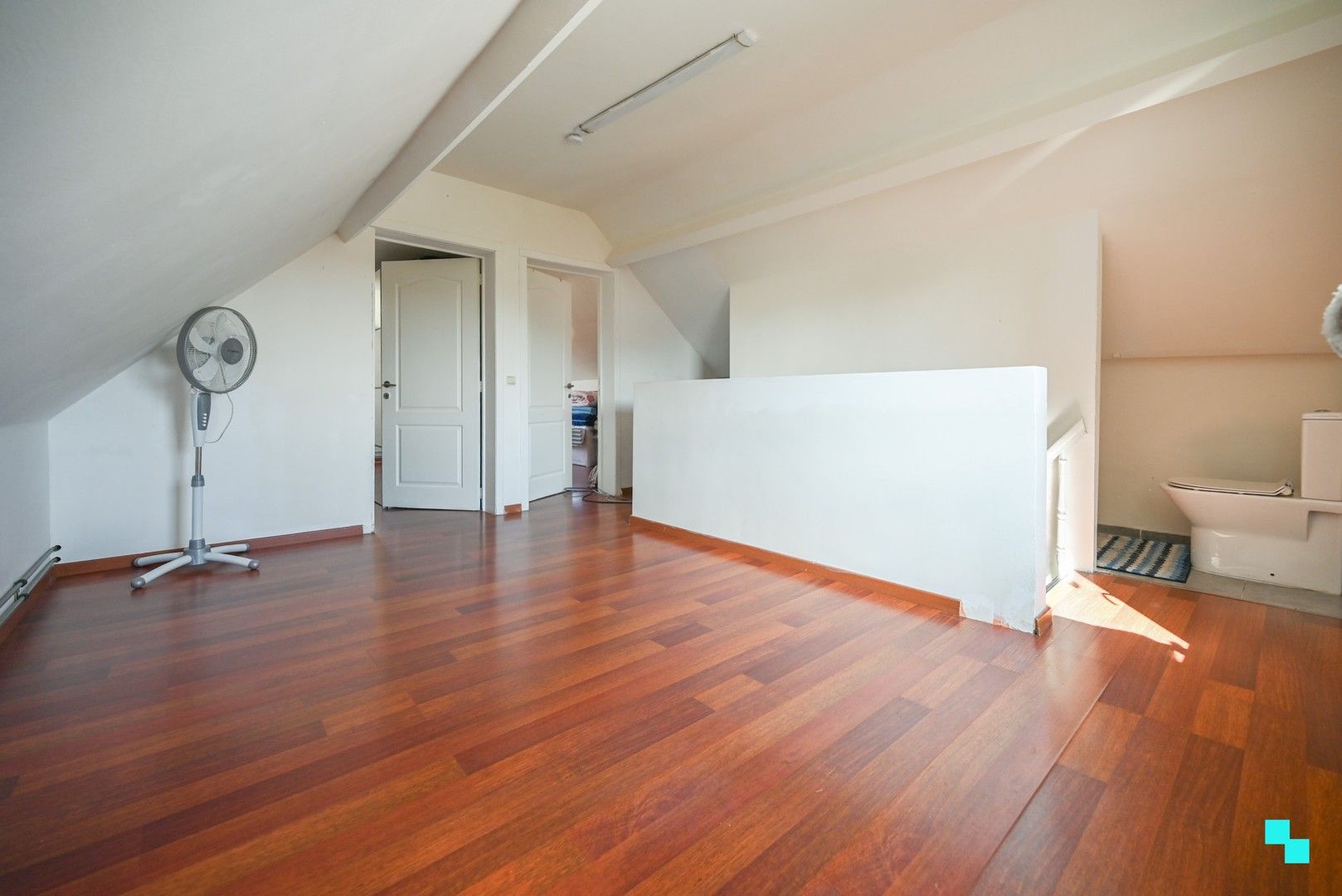 Ruime ééngezinswoning met vijf slaapkamers nabij centrum Izegem foto 31
