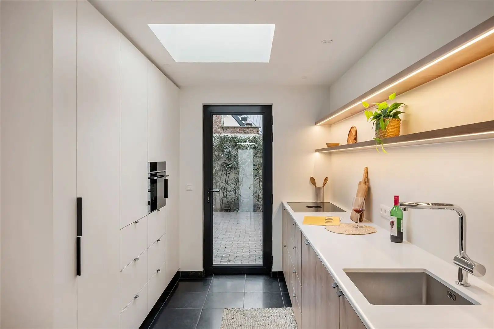 Uitzonderlijk herenhuis volledig gerenoveerd foto 10