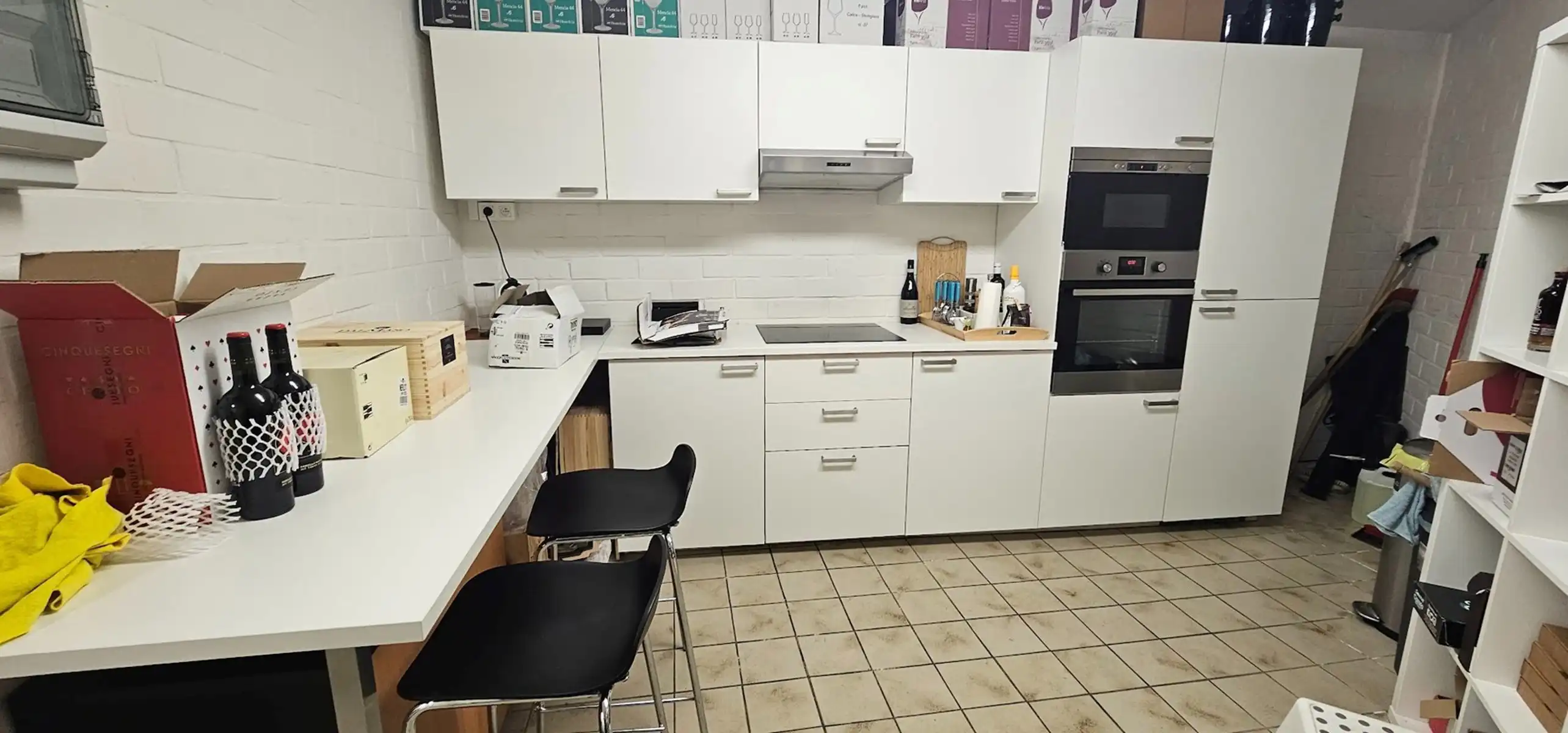 Open top instapklare winkelruimte te huur in Izegem centrum foto 9