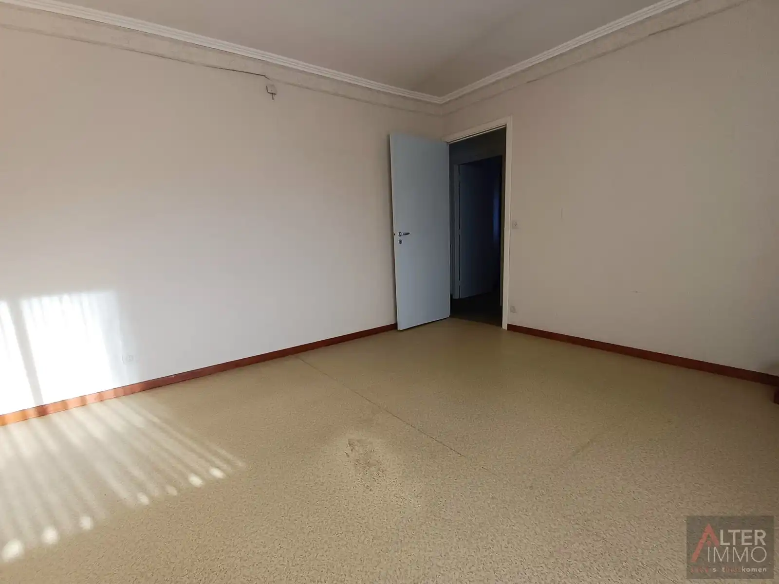 Handelspand met woonst - 5 slaapkamers foto 18