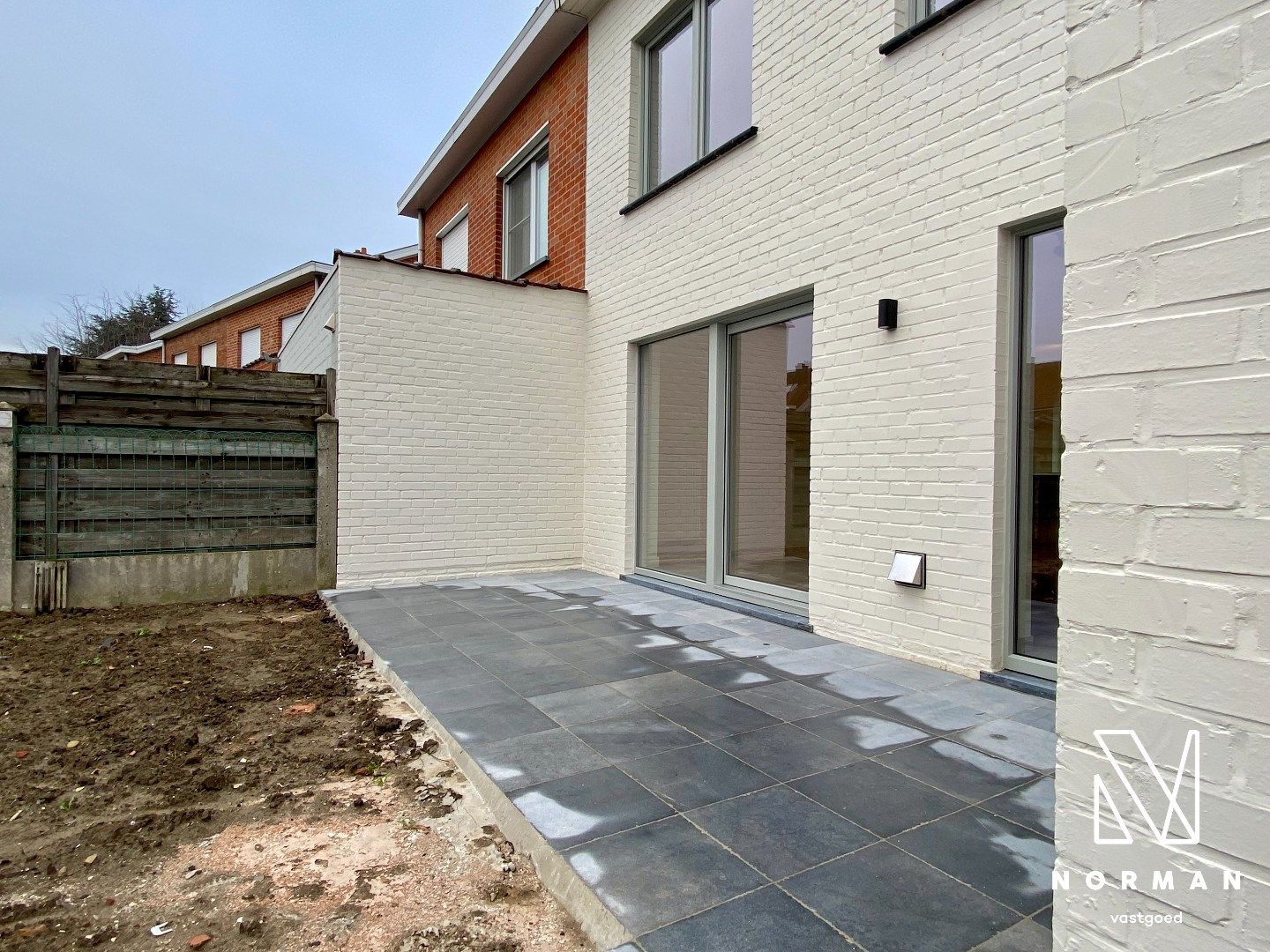 Hedendaags gerenoveerde woning met tuin, garage en 3 slks. foto 14