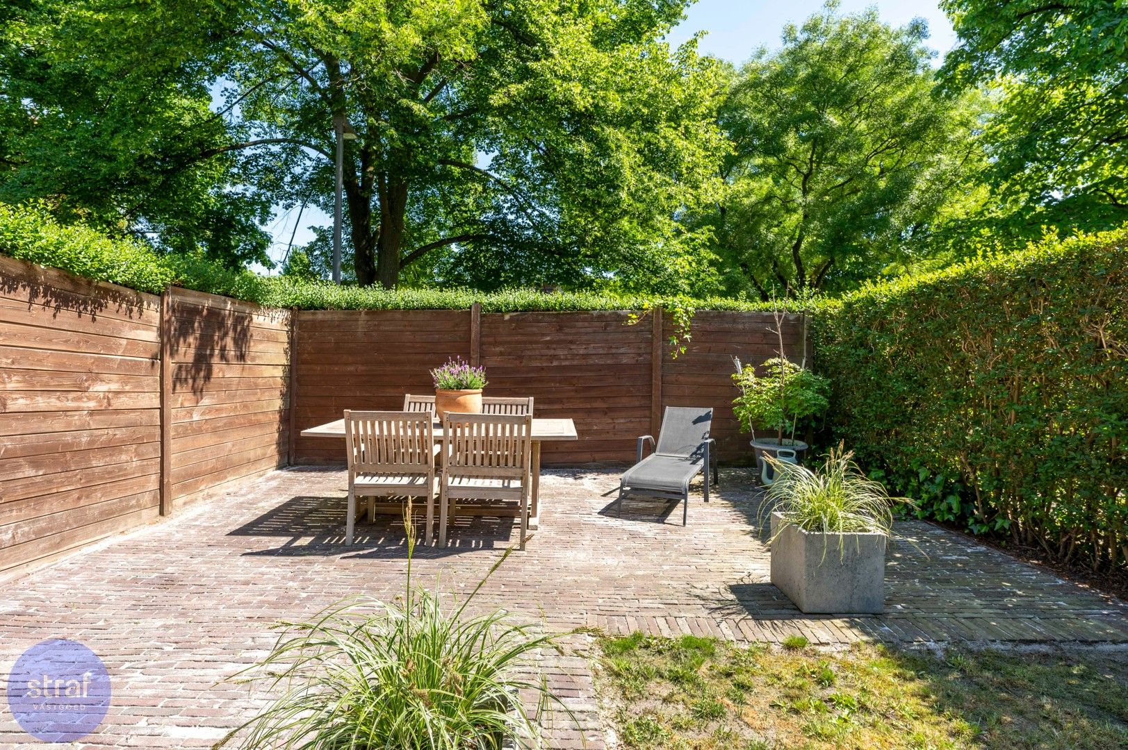 Instapklare bel-étage met ruim terras en tuin op een groene toplocatie foto 17