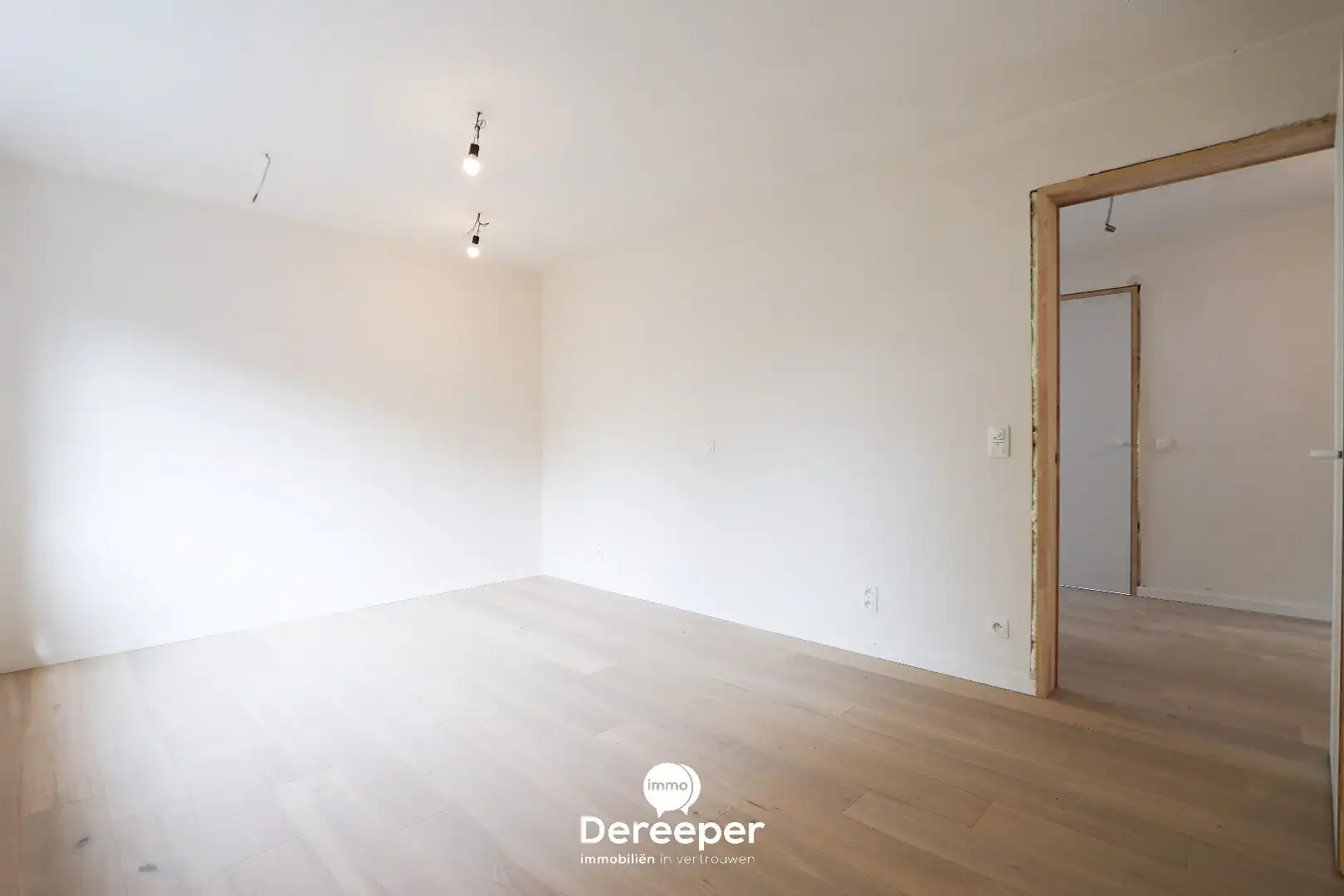 Nieuwbouwwoning met 4 slaapkamers op een uitstekende ligging in centrum Jabbeke foto 28