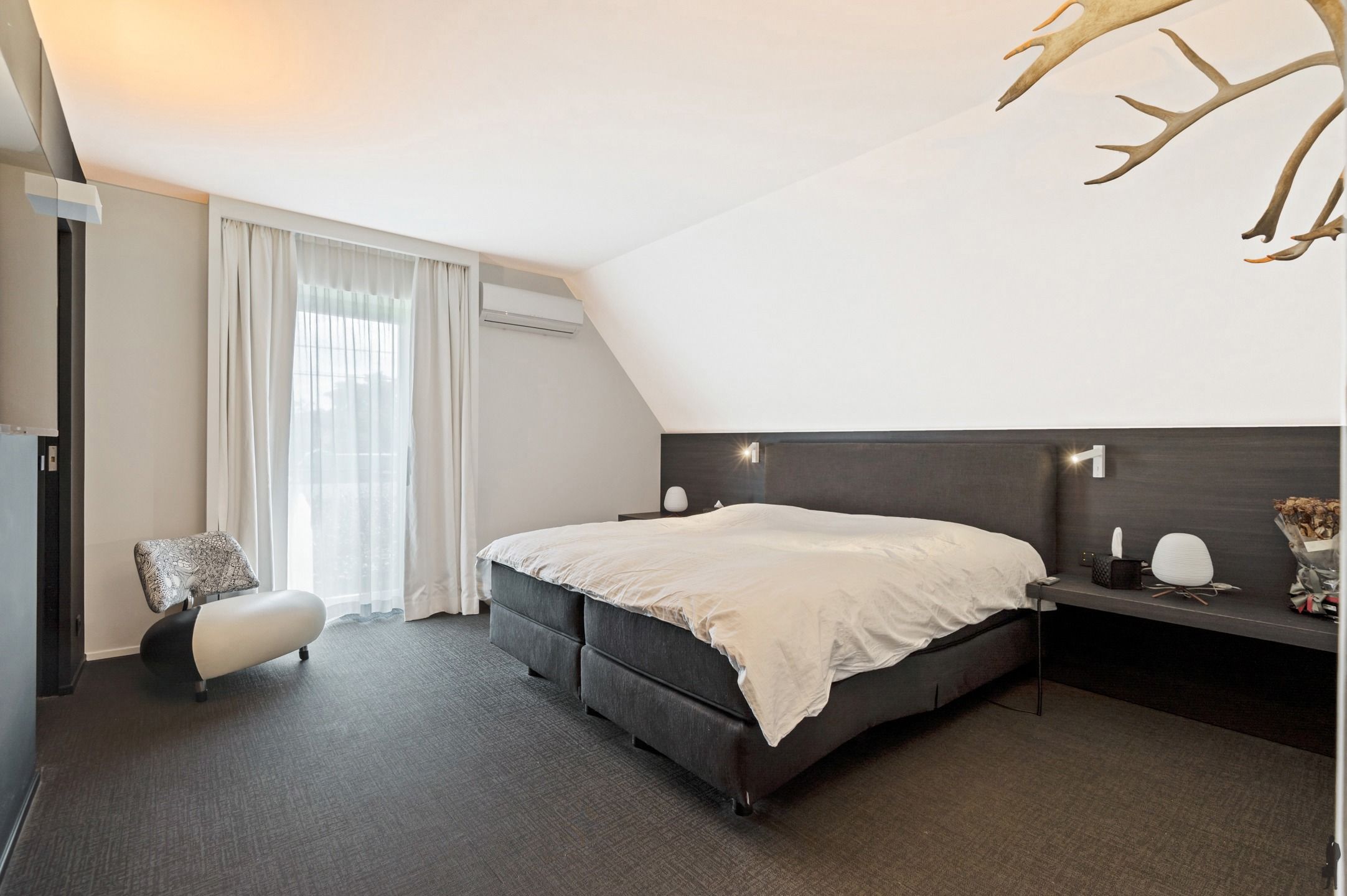 Energiezuinige villa met luxe afwerking en zonnige tuin (1.183 m²) foto 20