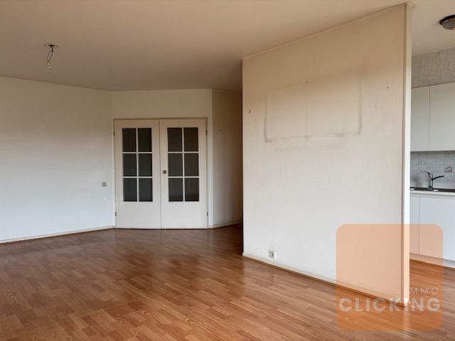 Leuk 2 slaapkamer appartement met zonnig terras foto 24