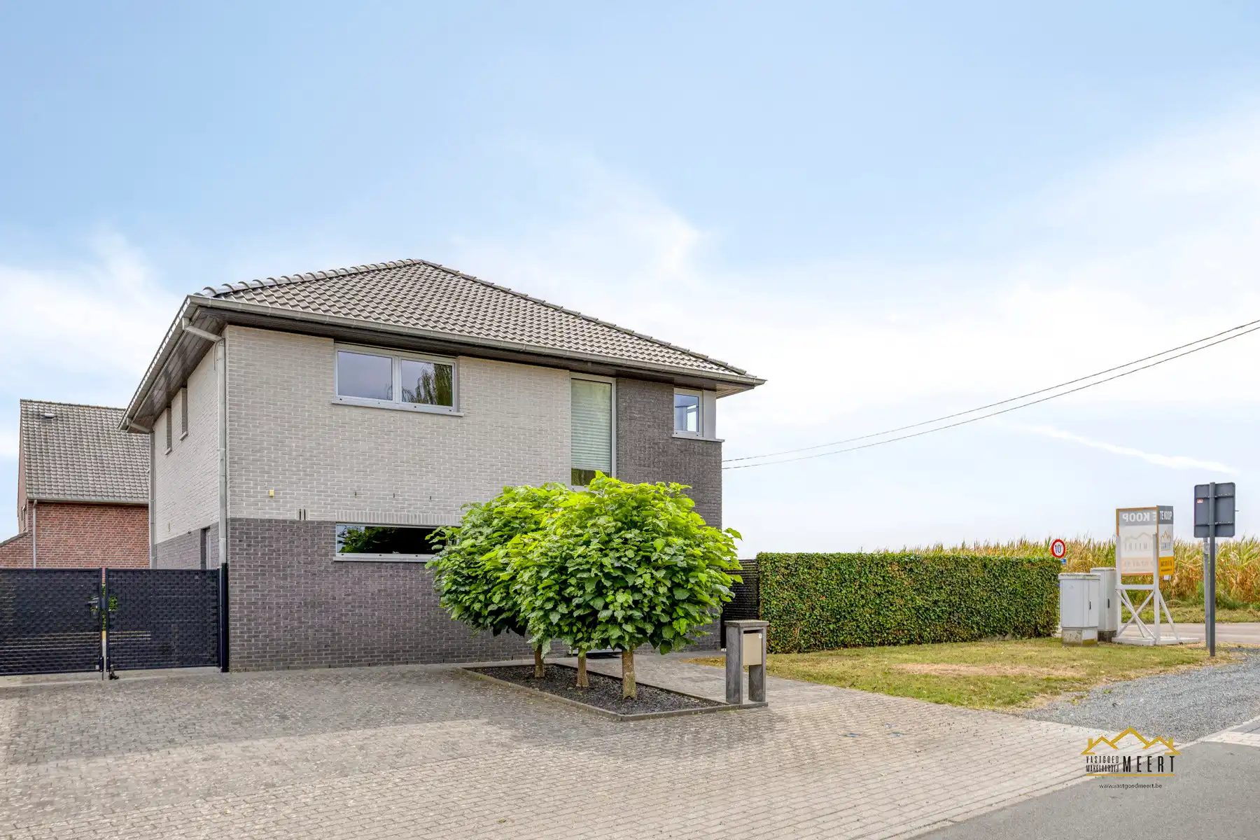 Ruime woning met 4 slaapkamers op landelijke ligging foto 29
