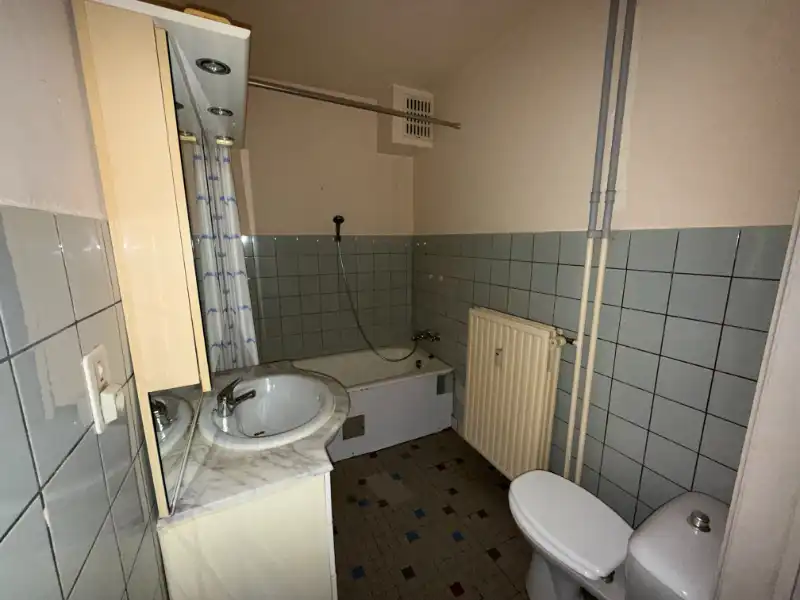 Gelijkvloers appartement met 2 slaapkamers en garage foto 9