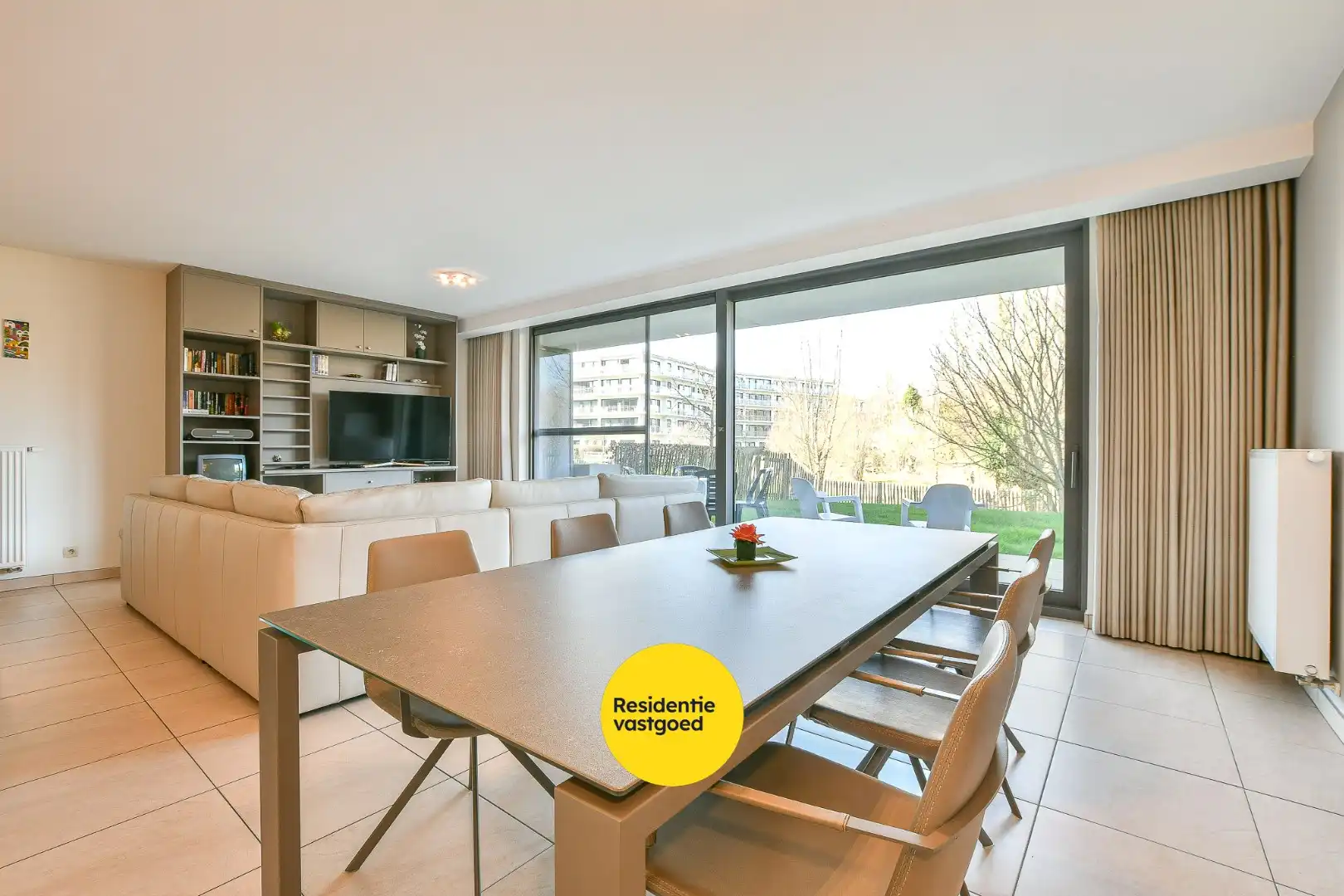 Luxueus afgewerkt 2-slaapkamerappartement met terrassen en tuin op toplocatie! foto 7