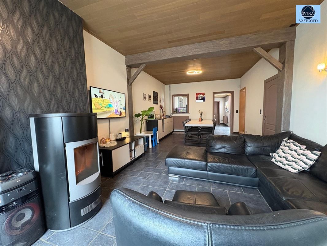 INSTAPKLARE WONING MET 5 KAMERS IN HET CENTRUM VAN MEERBEKE foto 2