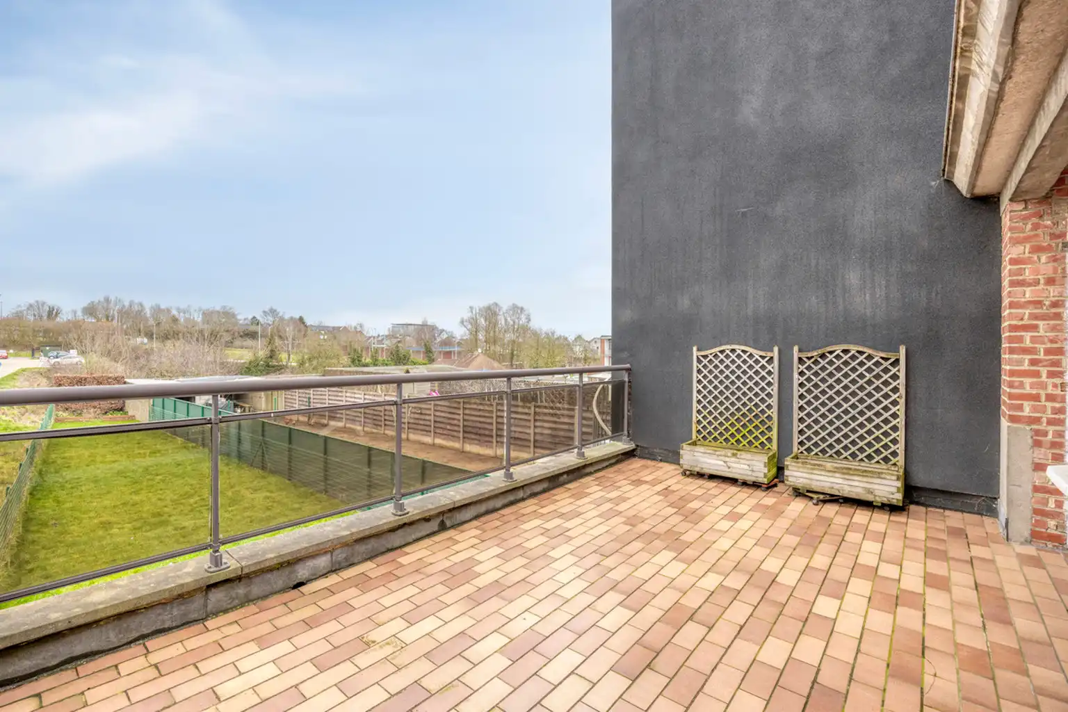 Goed onderhouden, instapklare bel-etagewoning in Zellik foto 10