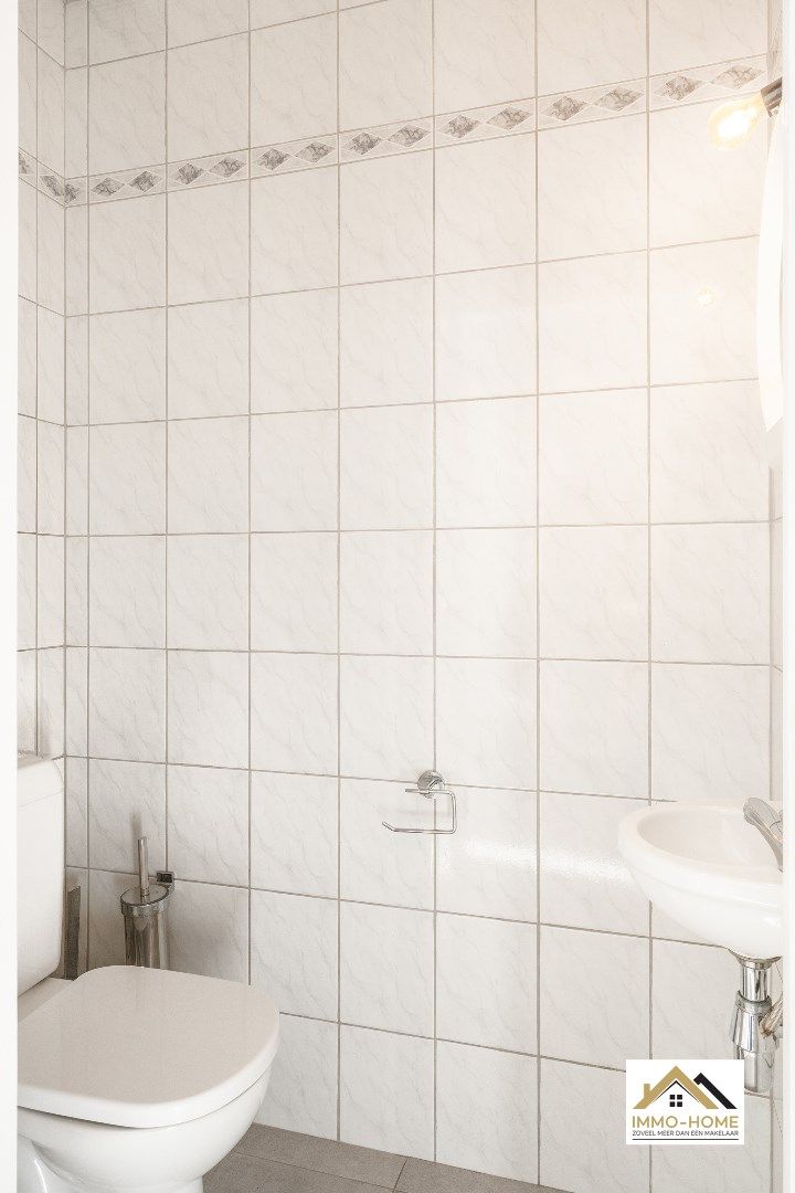 Instapklare halfopen bebouwing in groene omgeving foto 29