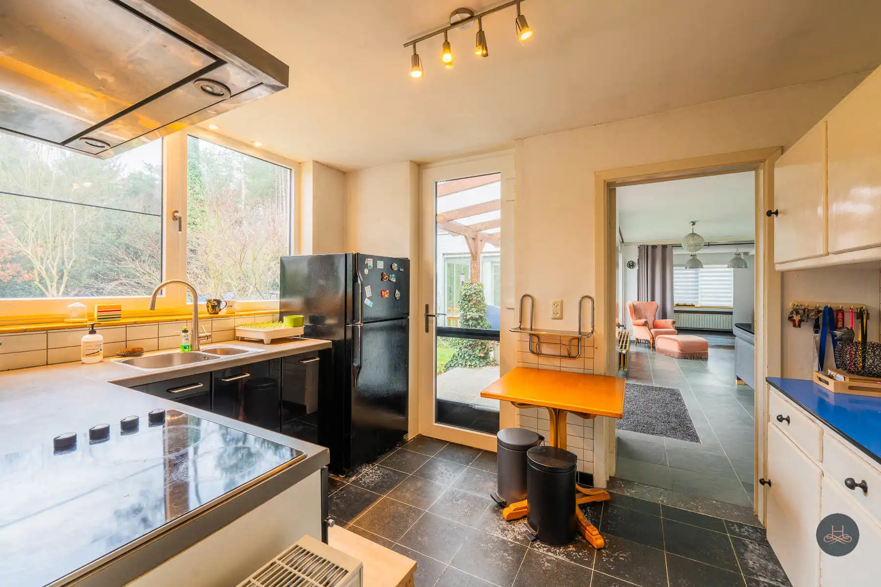 Laagbouwwoning in het groen met veel potentieel foto 16