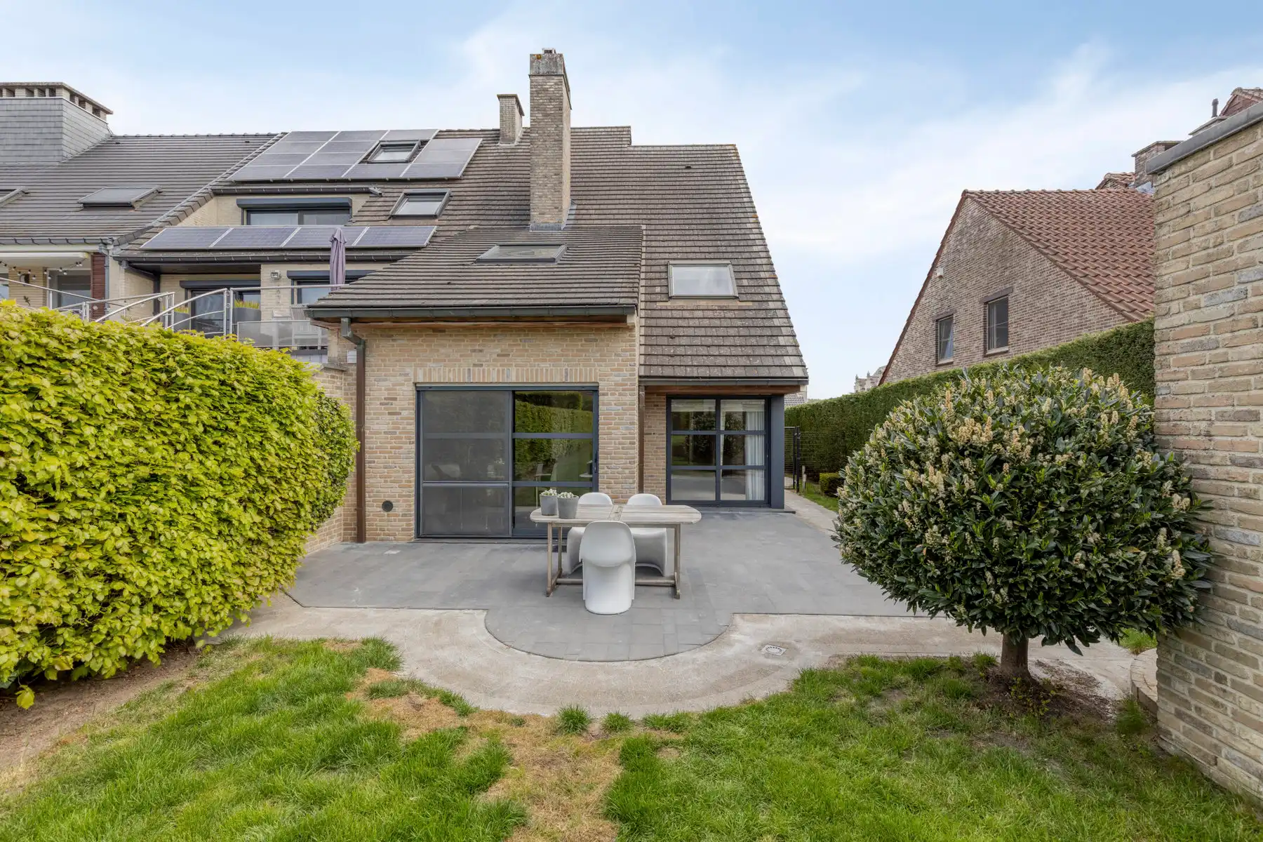 HOB met 3 slaapkamers, tuin en garage! foto 25