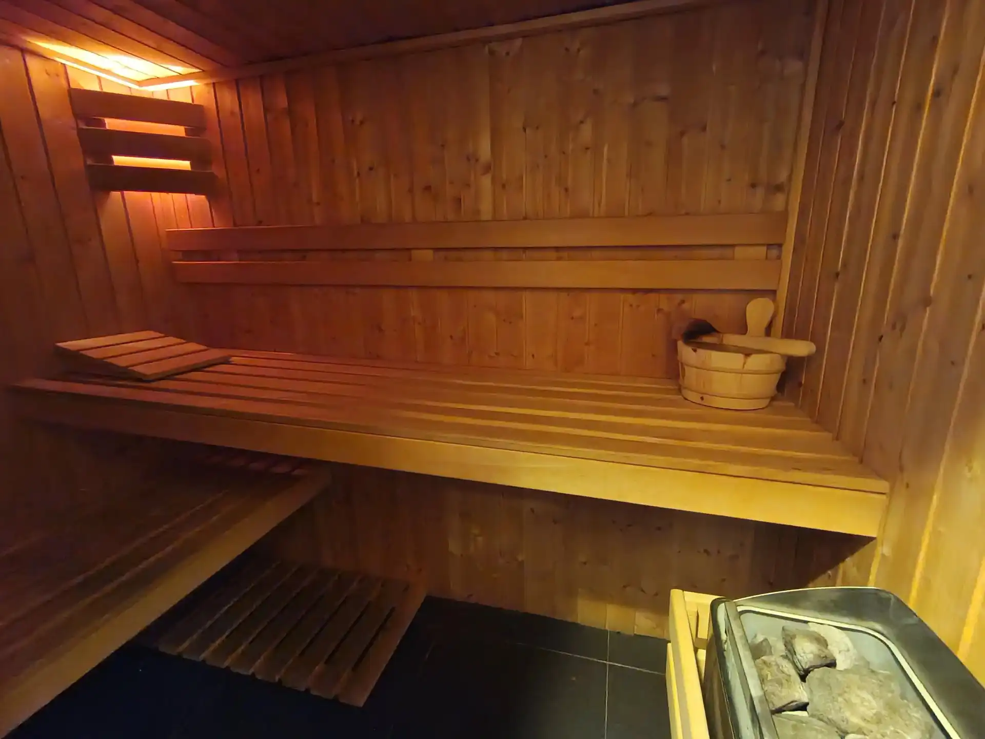 Charmante vakantiewoning met sauna op topligging in Zutendaal foto 4
