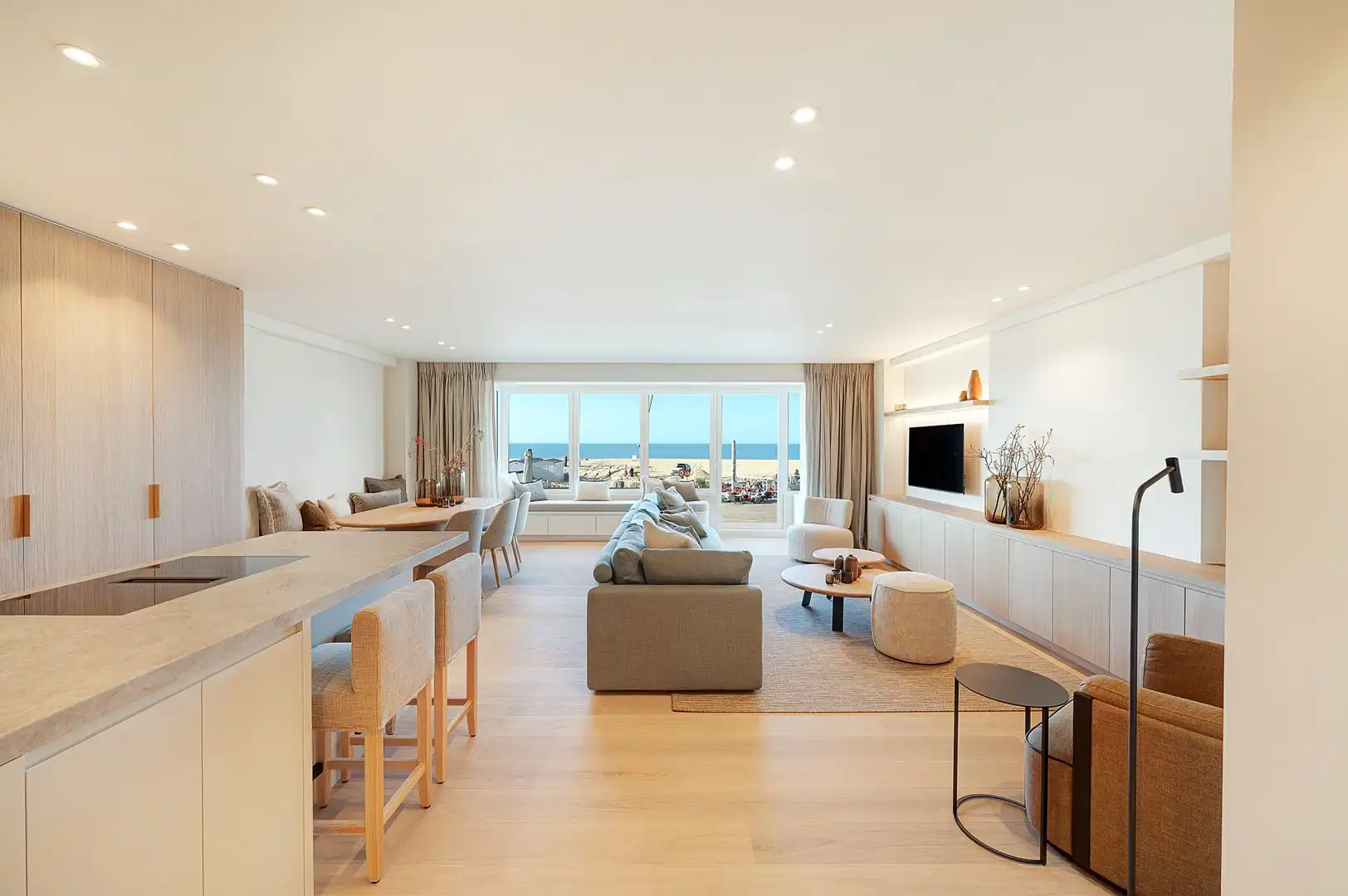 Luxueus gerenoveerd appartement met zeezicht aan Rubensplein. foto 4