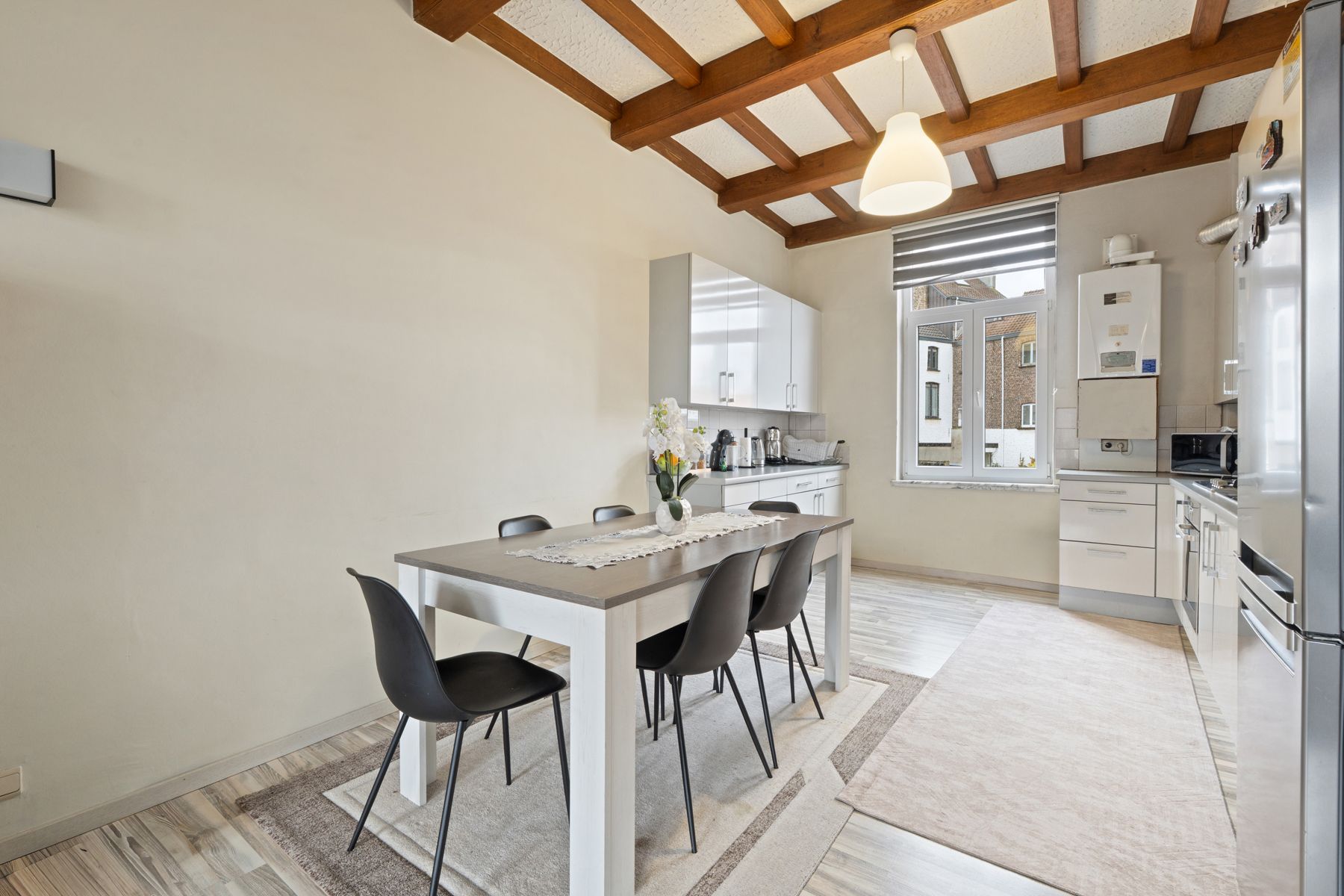 Handelspand en woning met 4 slaapkamers te koop in Gent foto 3