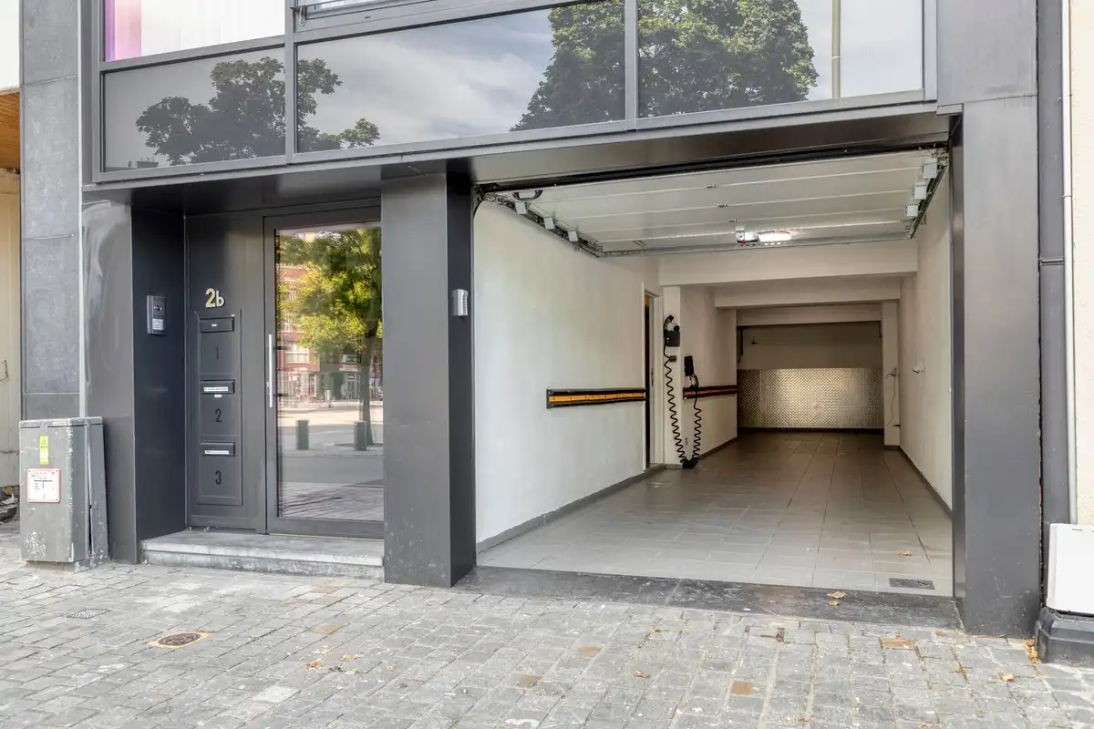 Loftappartement met 2 terrassen en dubbele garage op het Kolonel Dusartplein foto 22