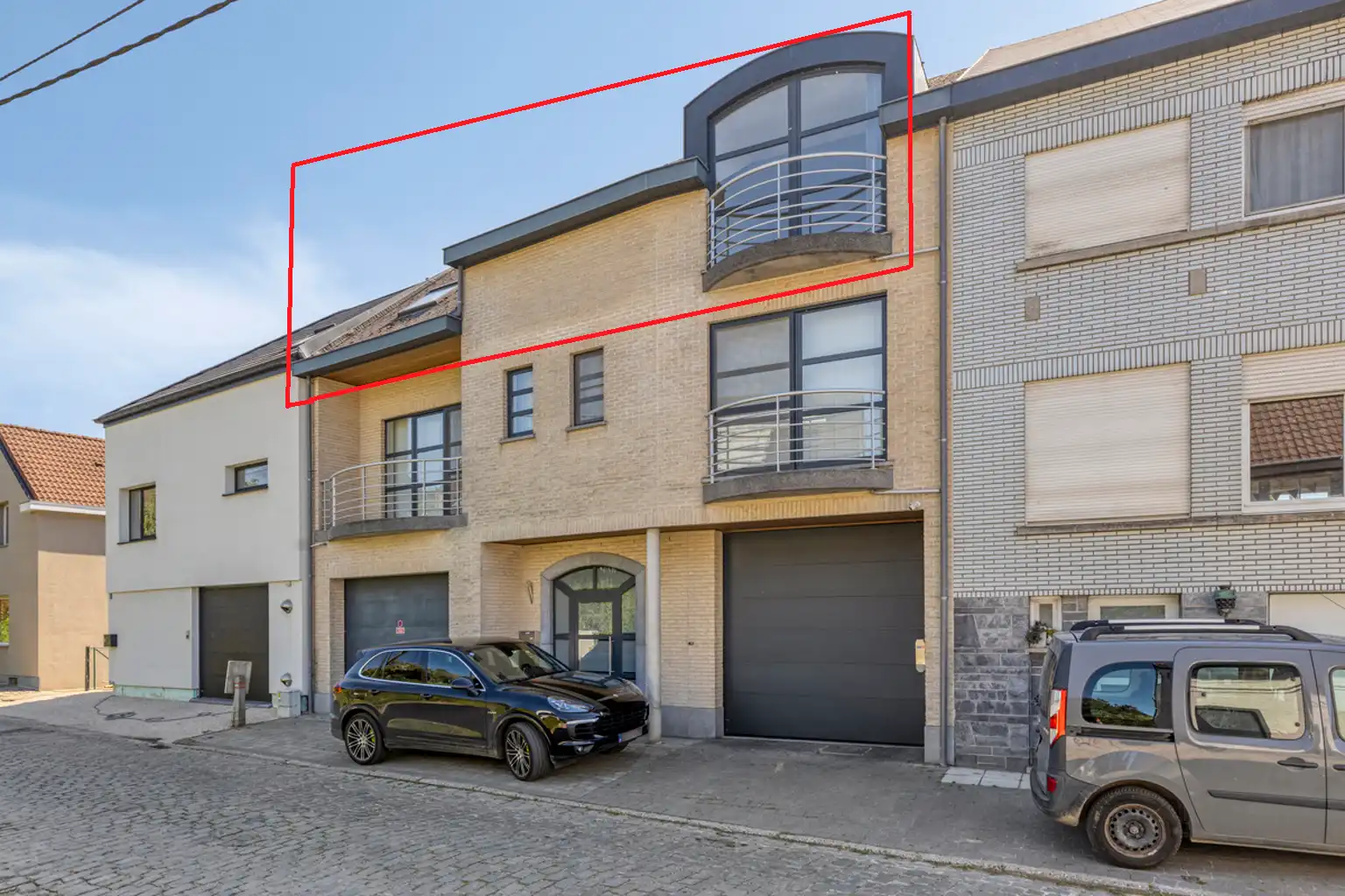 Prachtig penthouse gelegen in een rustige omgeving foto {{pictureIndex}}
