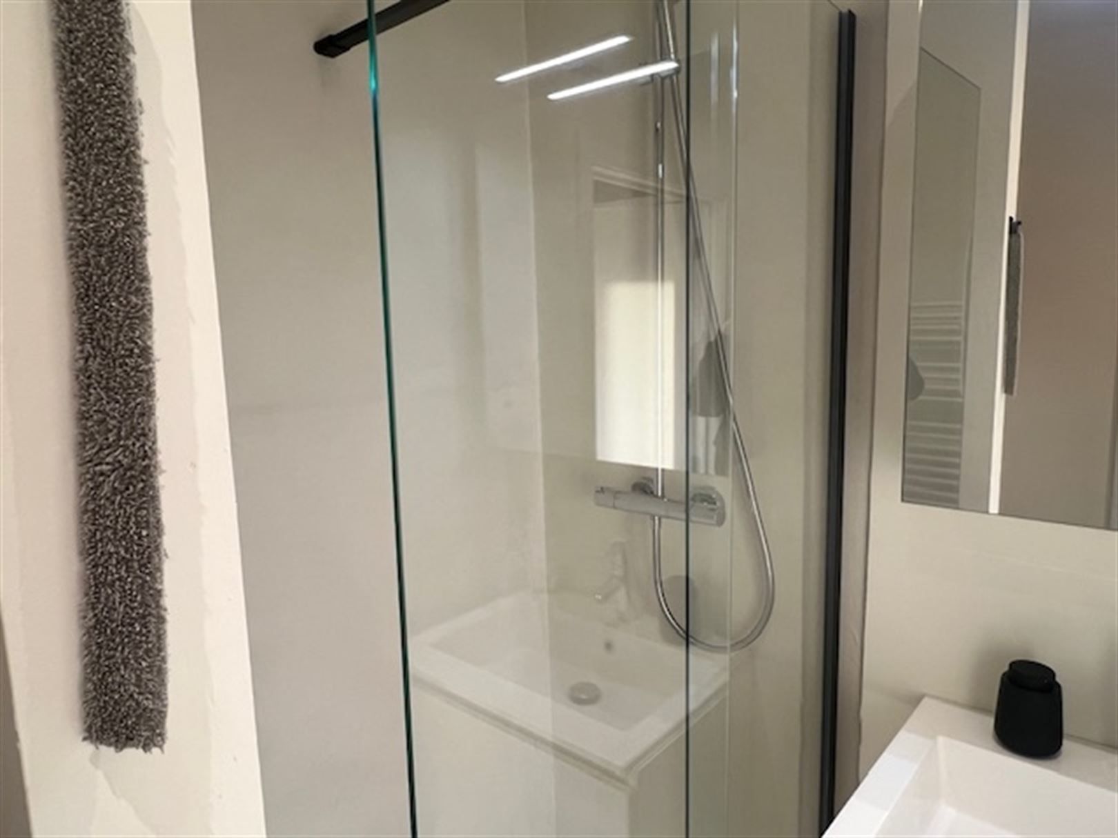 Compleet vernieuwde studio met zicht op duinen zuidgerciht foto 16