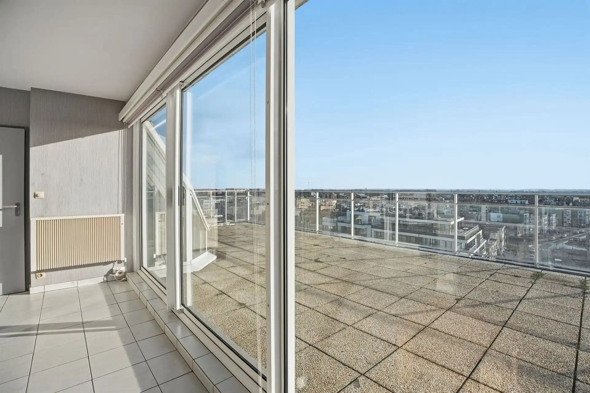 GROTE TERRASSEN / ZONNIG  foto 11