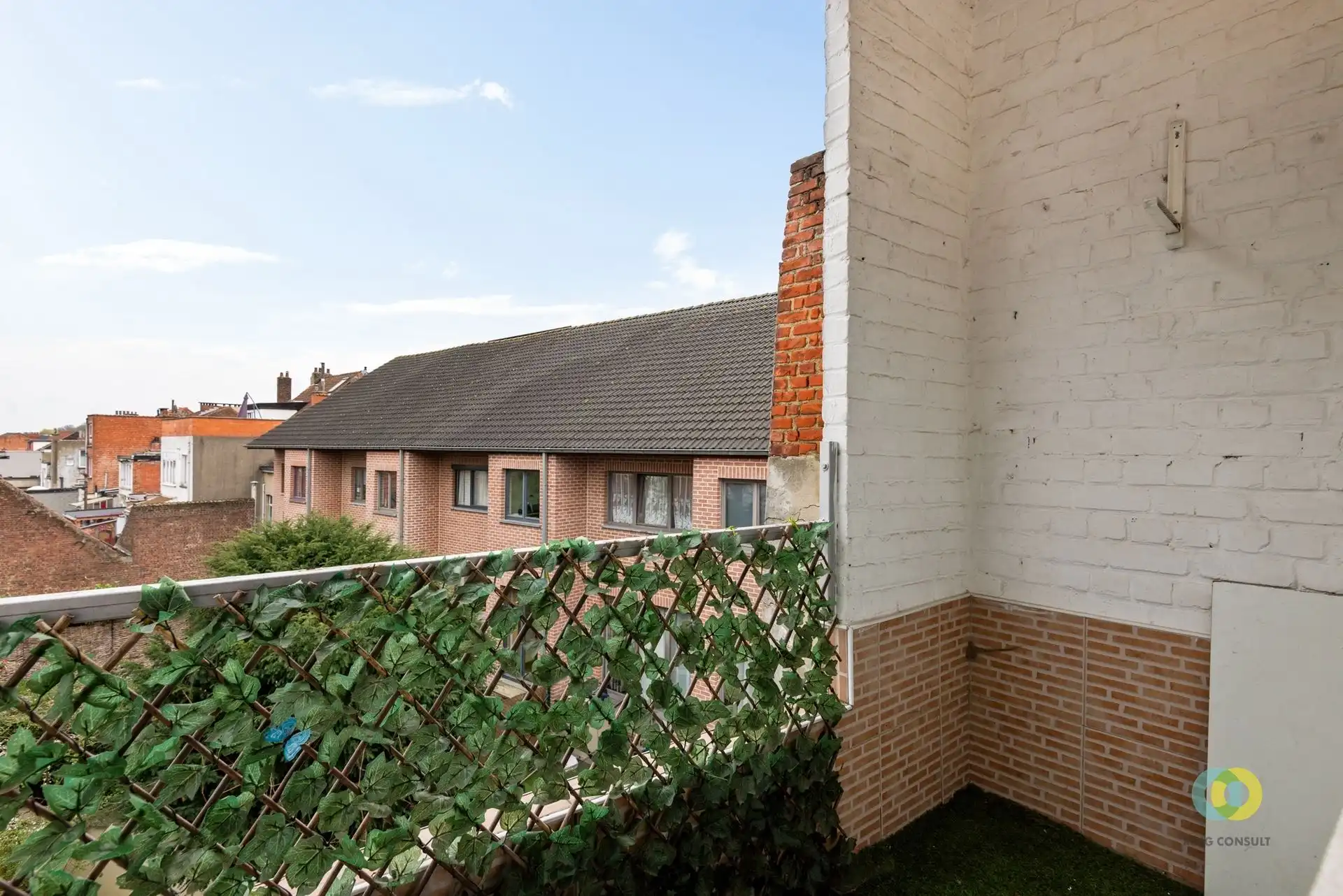 Ruim duplex appartement met 2 slaapkamers en bureau foto 10